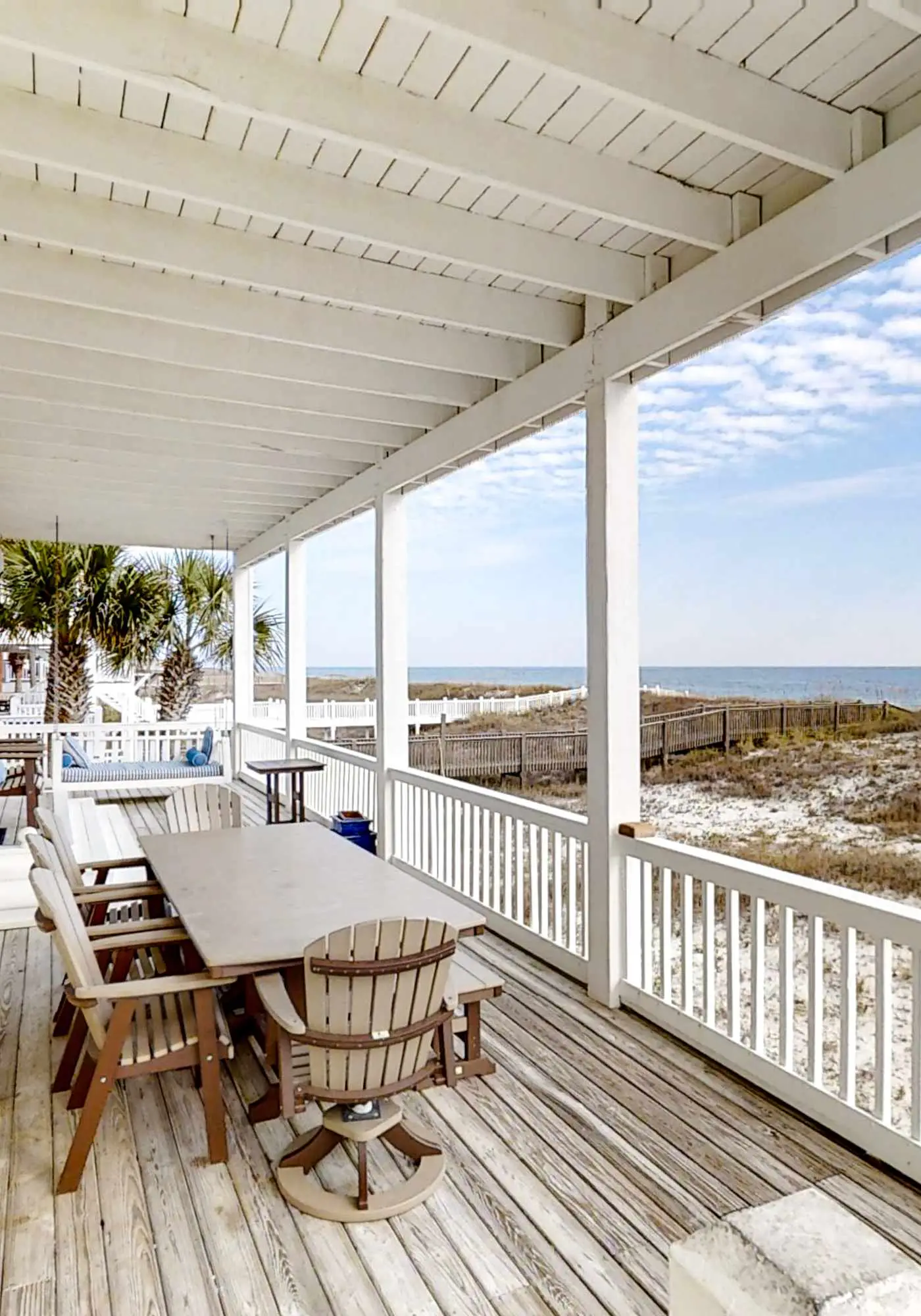 Beautiful gulf-front beach home with sweeping views from balcony, shared pool, WiFi