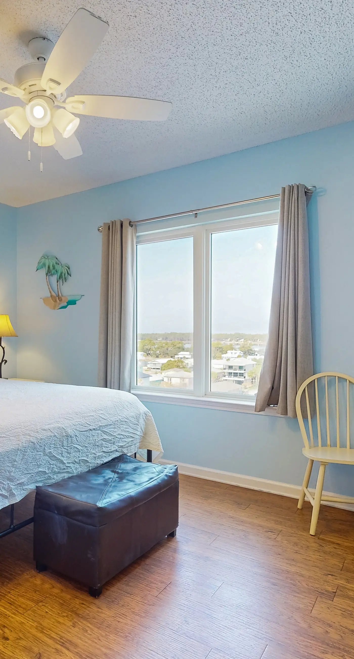 Cozy Condo in Gulf-Front Complex w/Free WiFi, Shared Pool, Central AC, Elevator