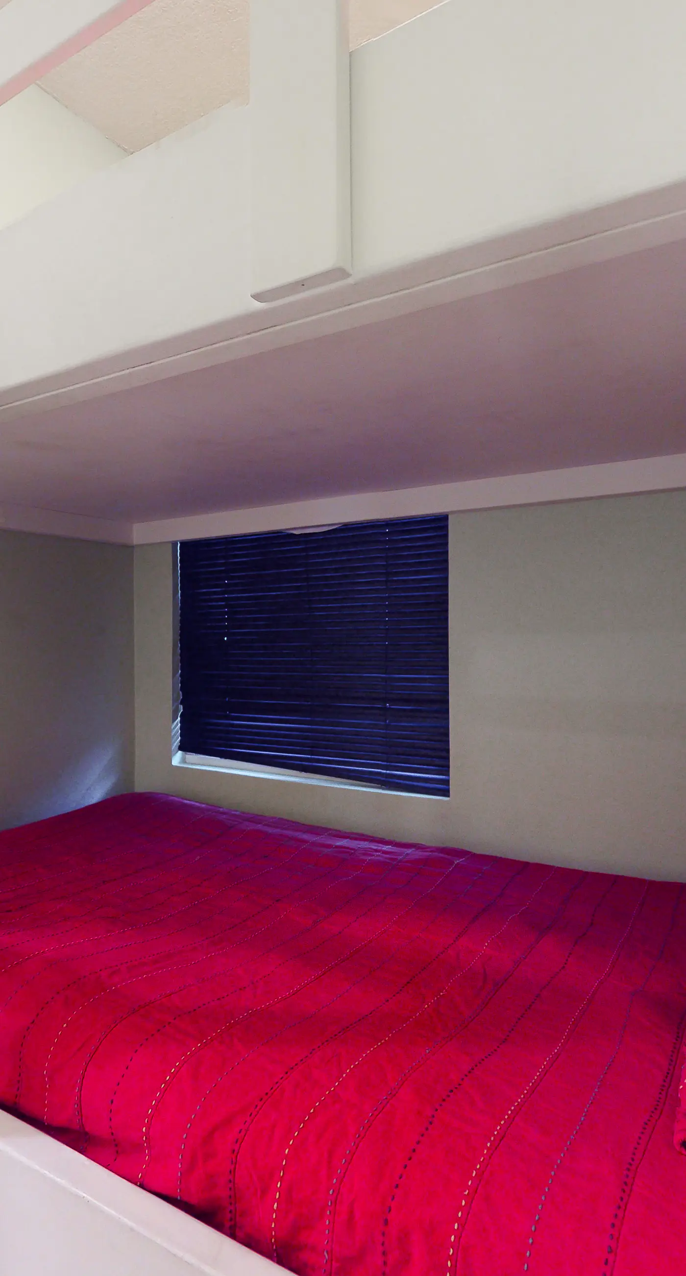 Waterfront condo with pool, hot tub, sauna, central AC, washer/dryer, & balcony