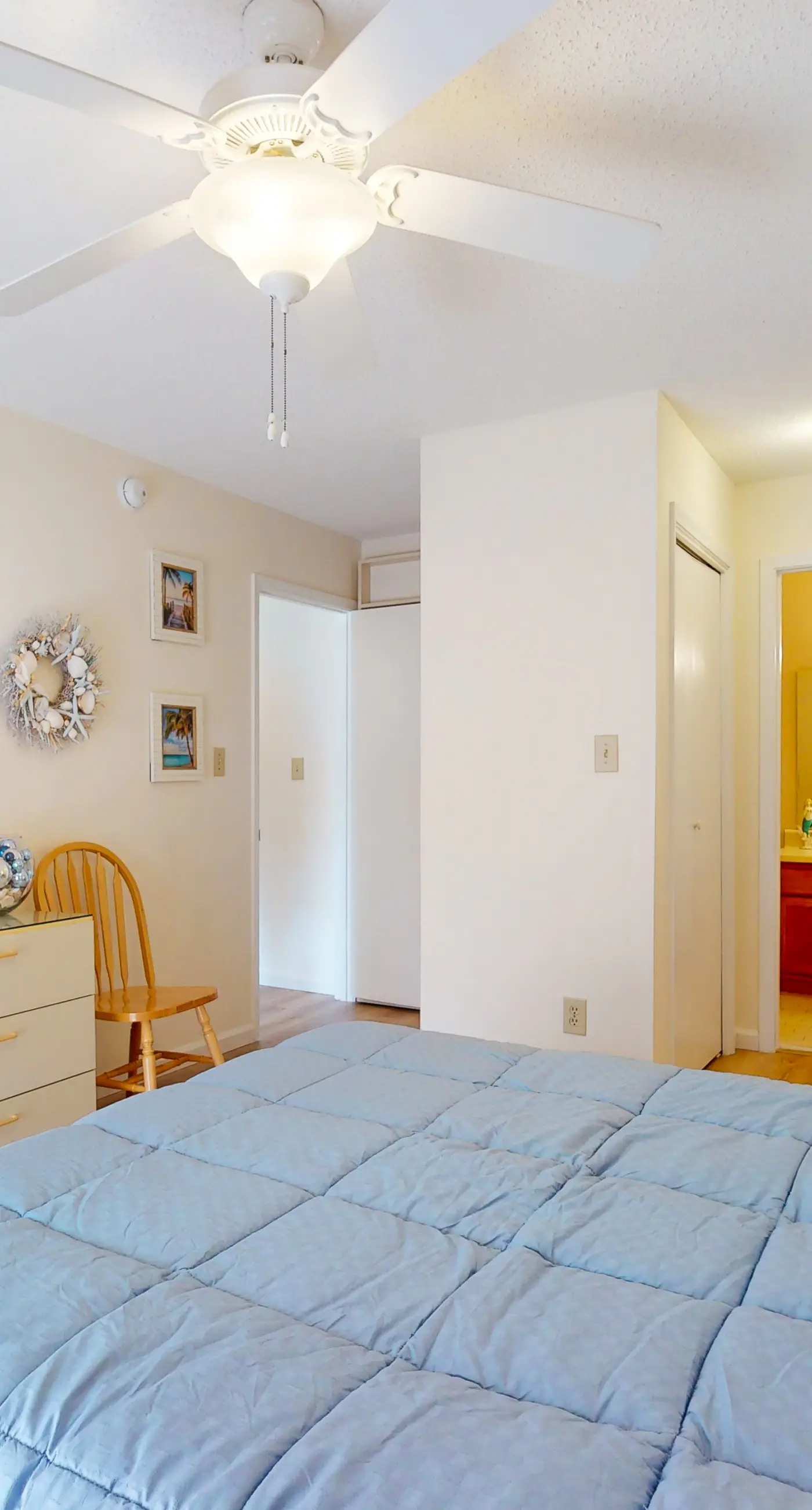 Beach-themed condo with shared pool, pier, and beach access