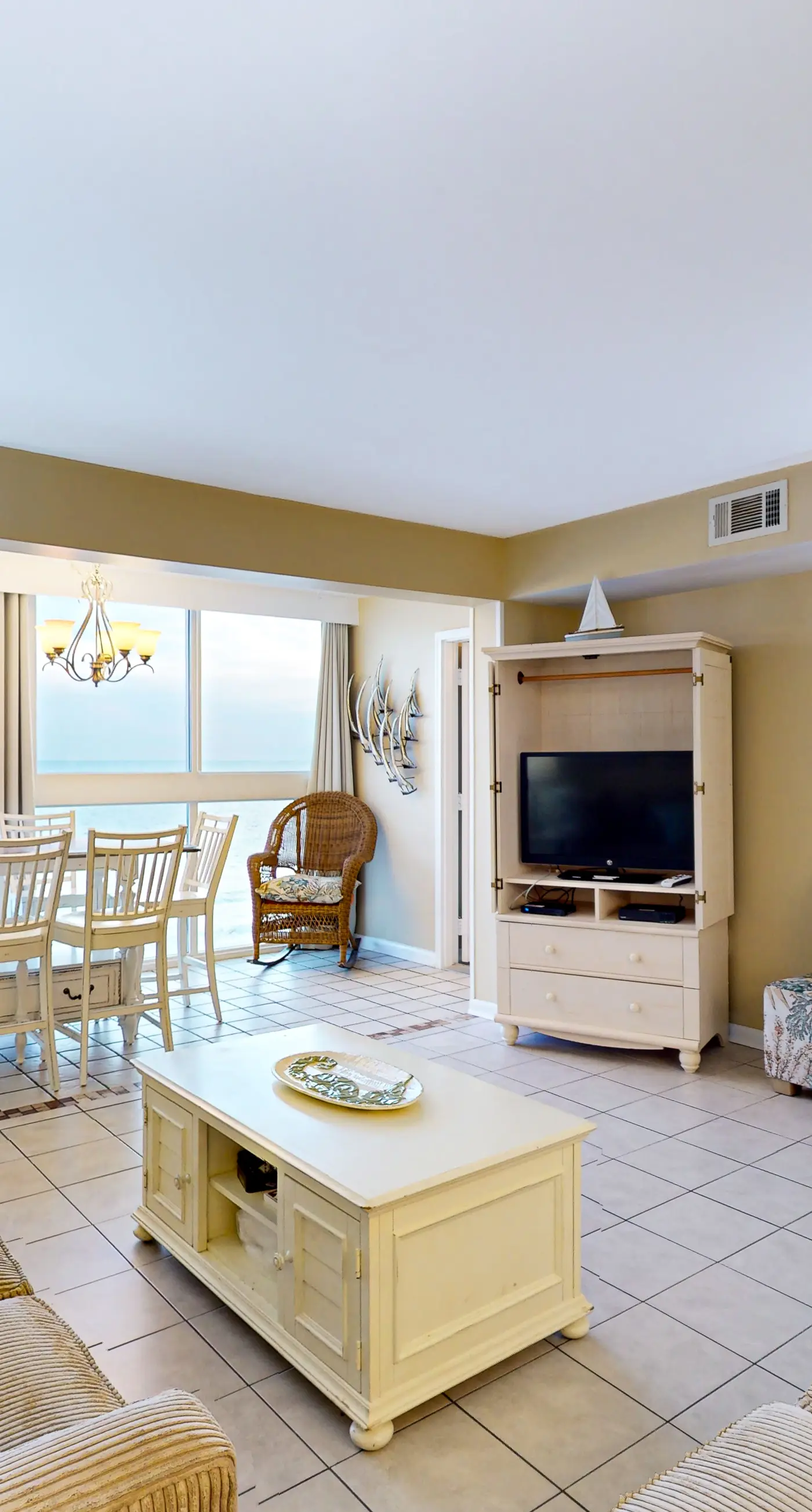 Beachfront retreat with outdoor pool, gulf views, & W/D - perfect for long stays