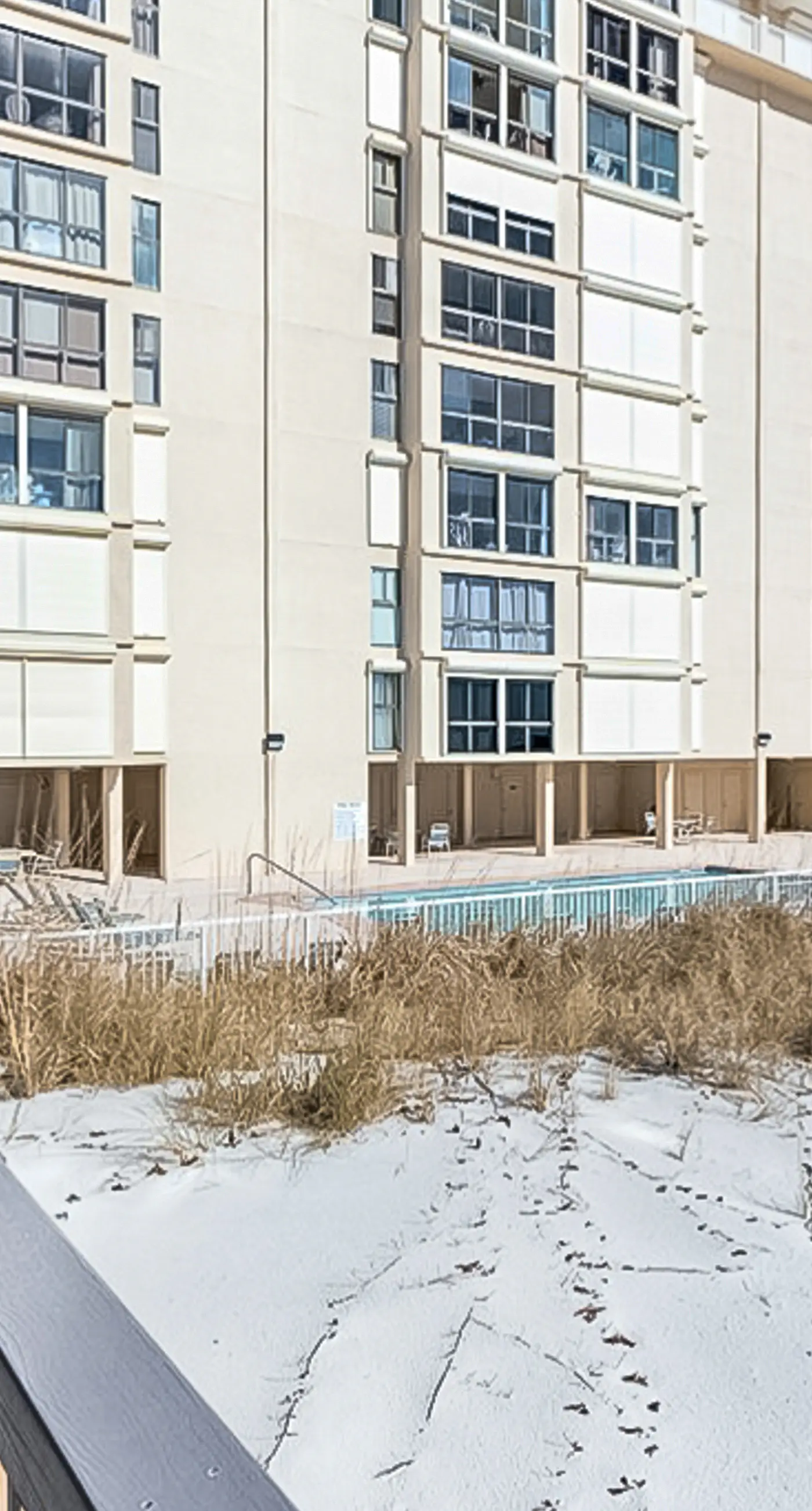 Beachfront retreat with outdoor pool, gulf views, & W/D - perfect for long stays