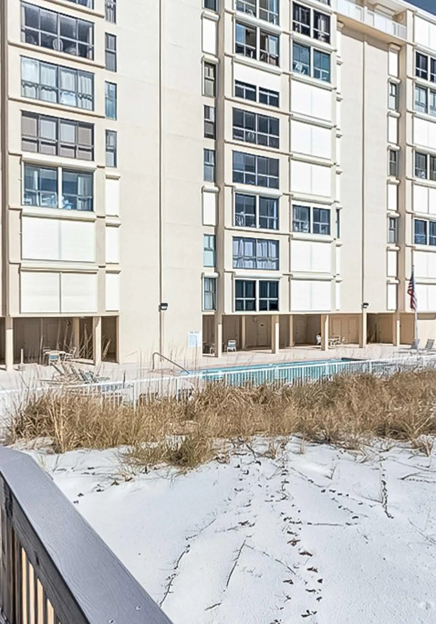 Beachfront retreat with outdoor pool, gulf views, & W/D - perfect for long stays