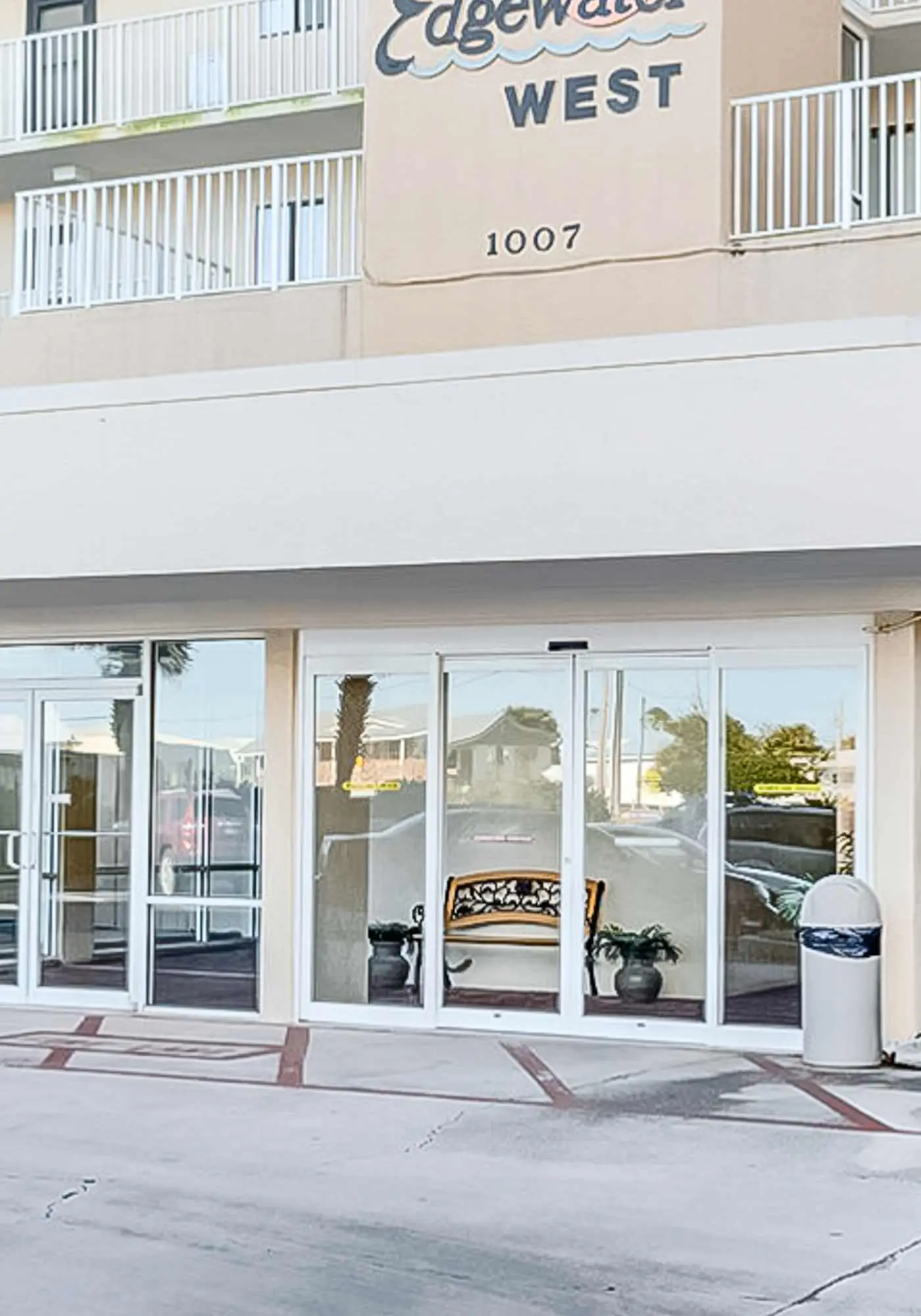 Beachfront retreat with outdoor pool, gulf views, & W/D - perfect for long stays
