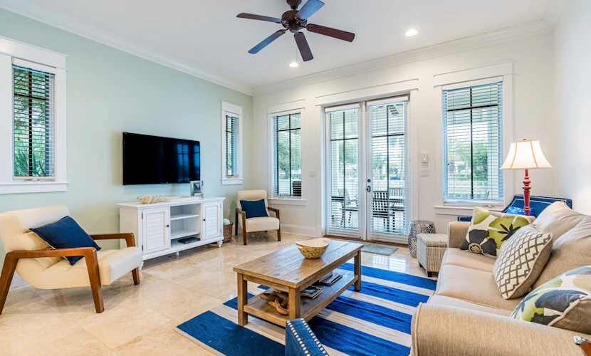 Water-view cottage on the lake near the beach with private pool, patio, W&D, AC