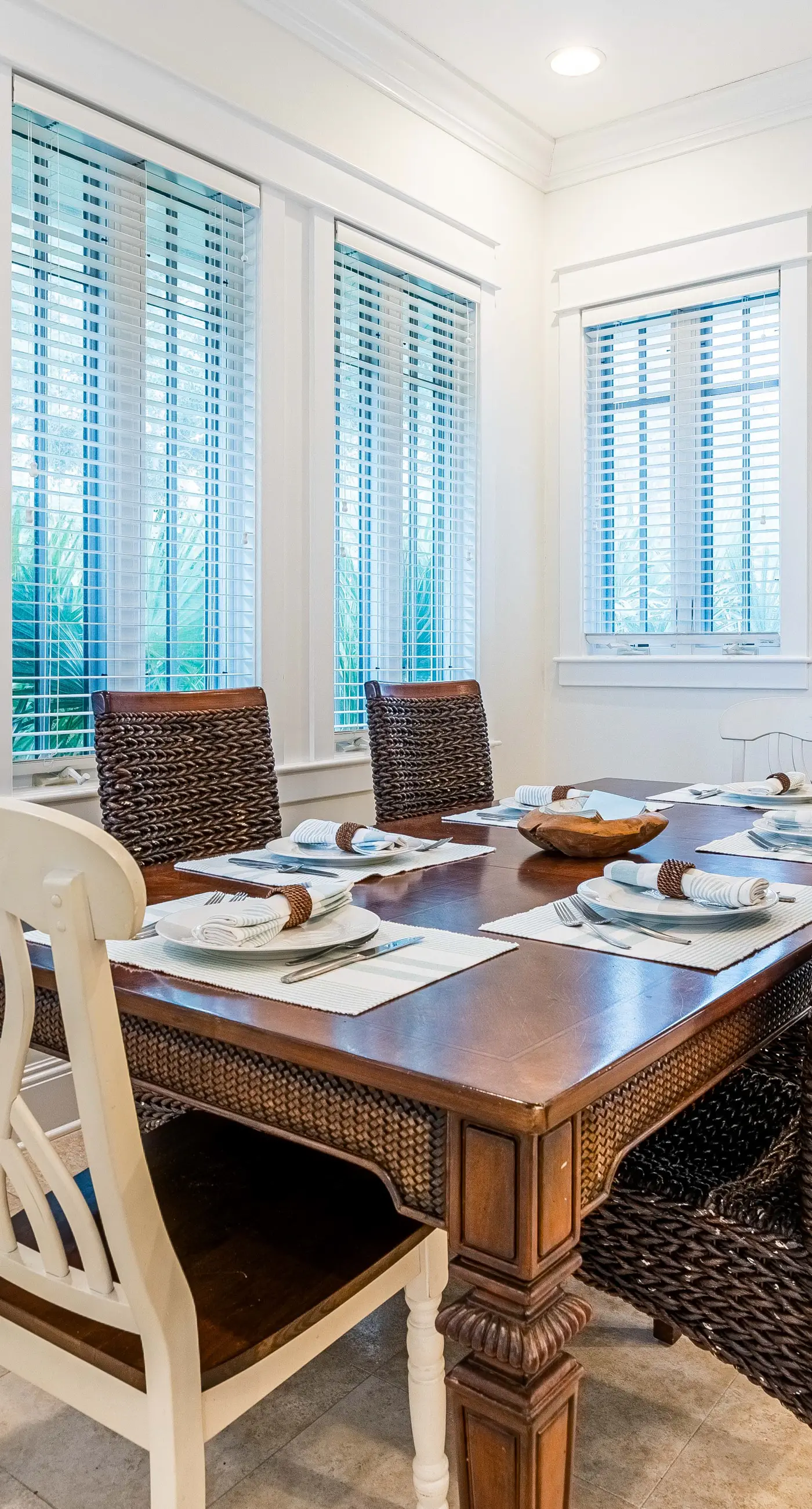 Water-view cottage on the lake near the beach with private pool, patio, W&D, AC