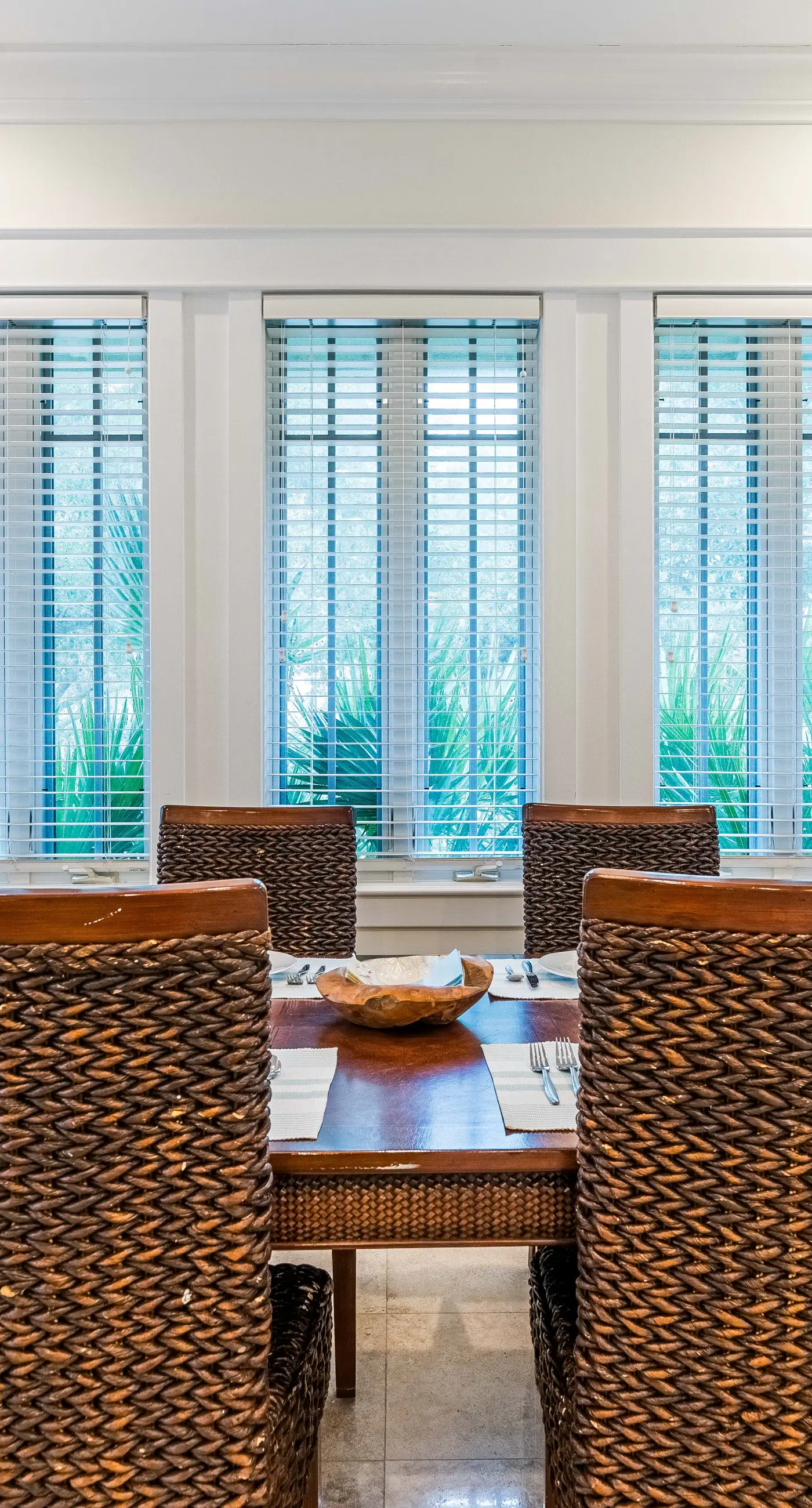 Water-view cottage on the lake near the beach with private pool, patio, W&D, AC