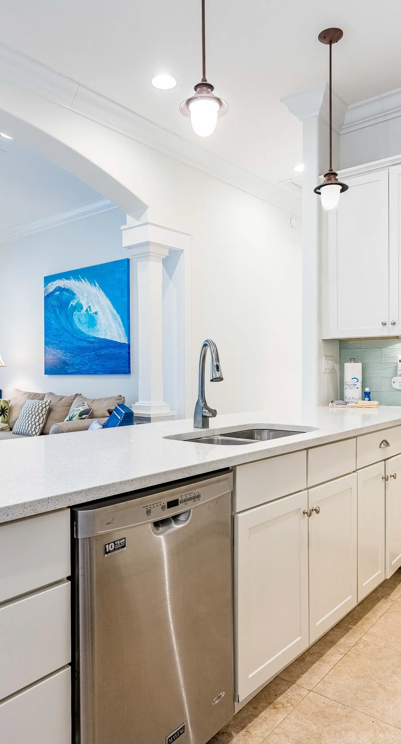 Water-view cottage on the lake near the beach with private pool, patio, W&D, AC