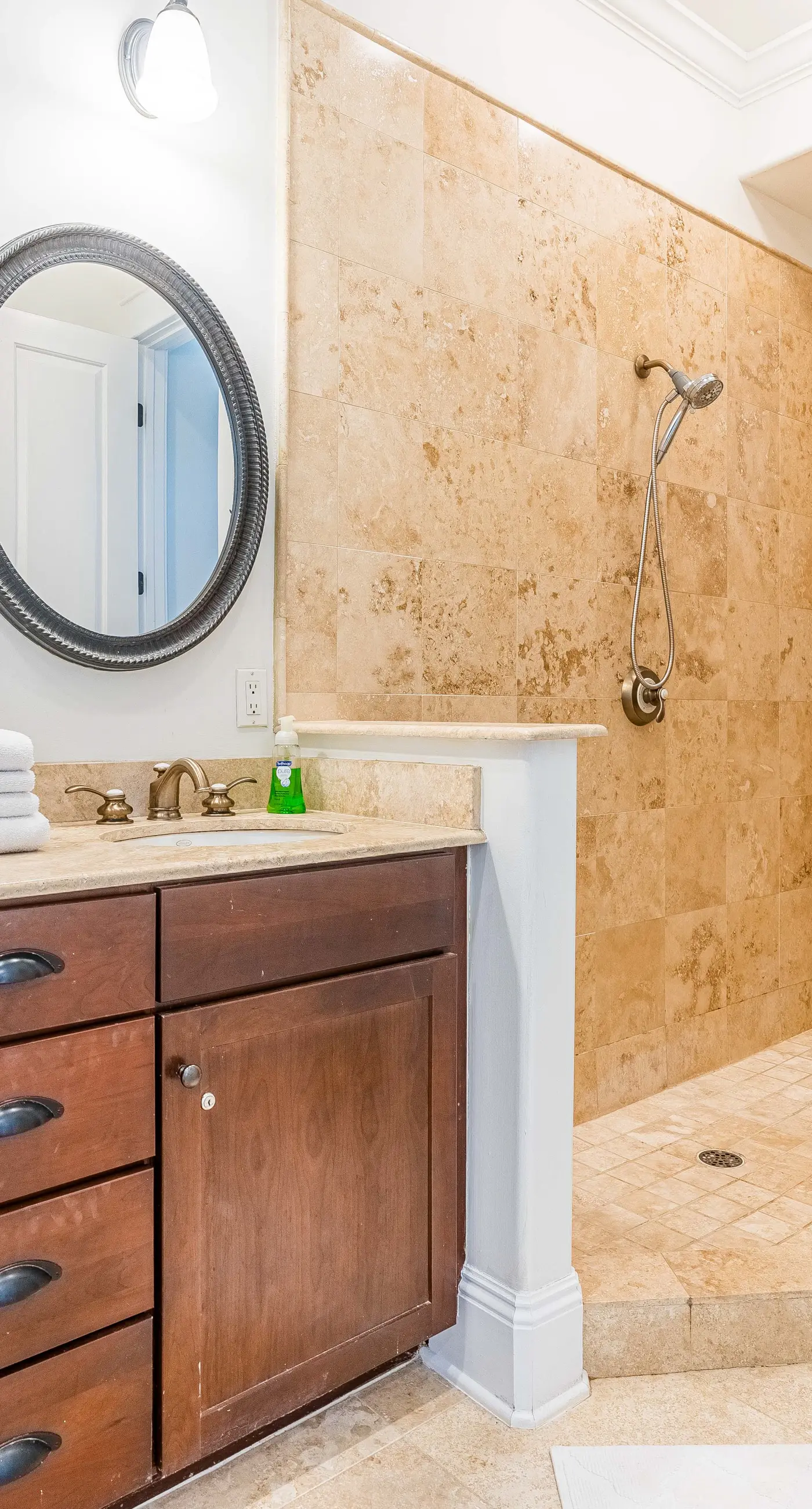 Water-view cottage on the lake near the beach with private pool, patio, W&D, AC