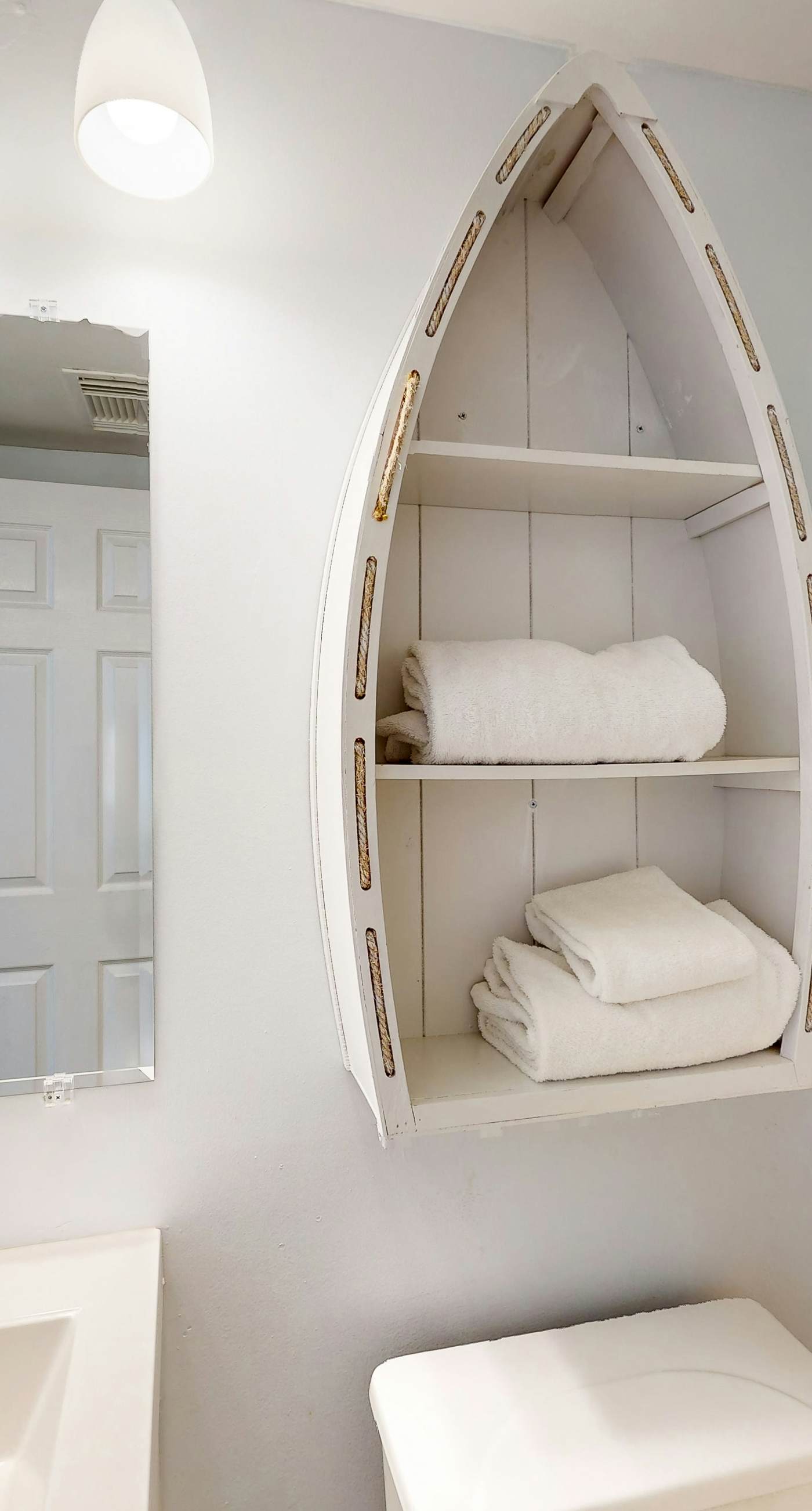 3rd-floor beachfront condo with pool, sauna, gym, hot tub, Gulf views, balcony