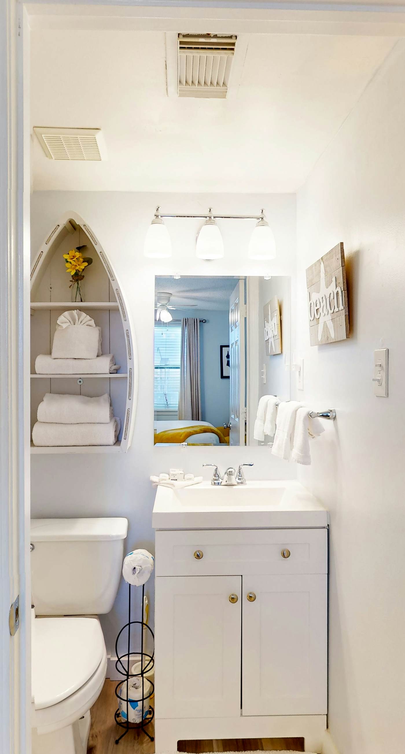 3rd-floor beachfront condo with pool, sauna, gym, hot tub, Gulf views, balcony