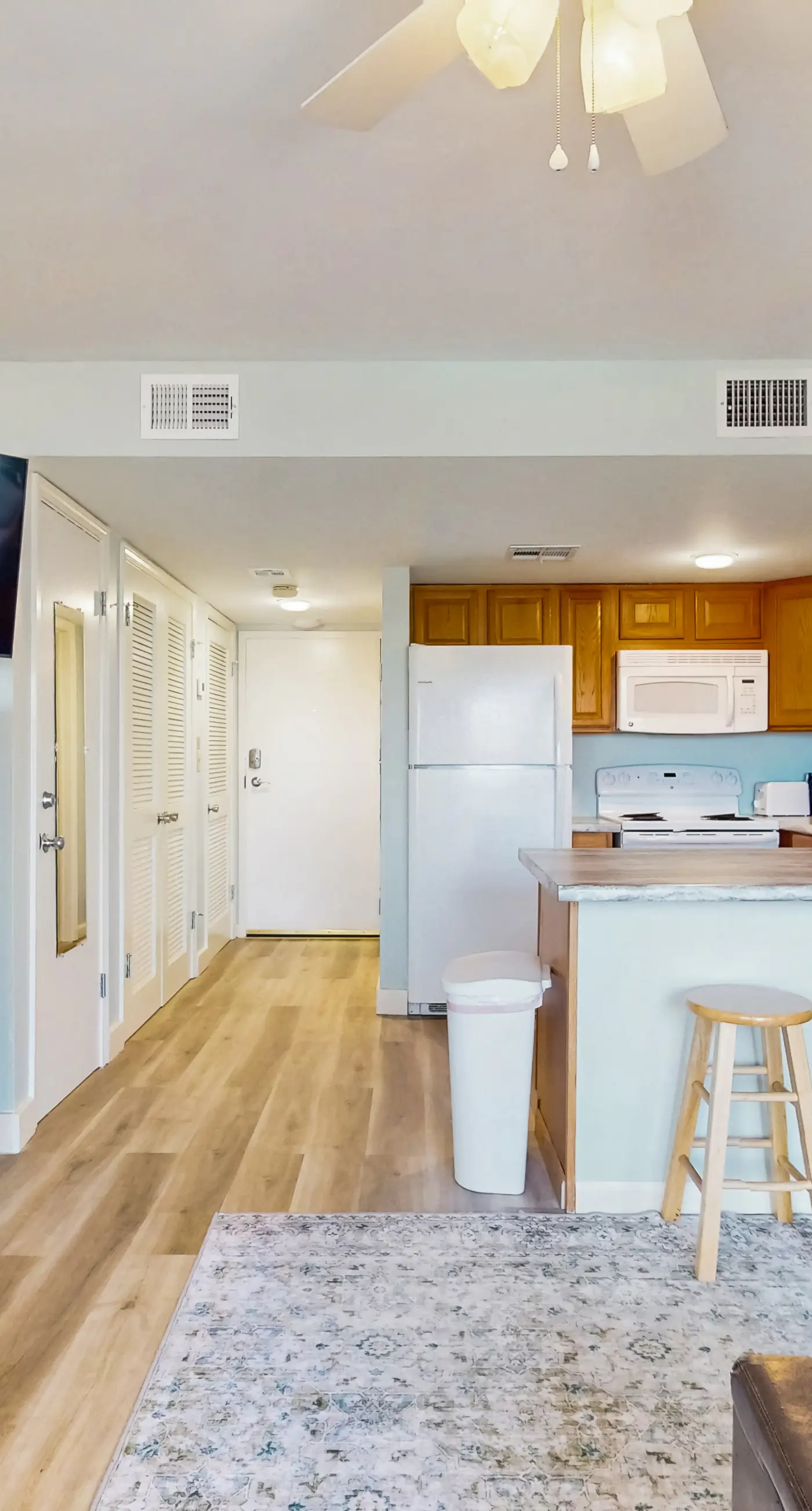 Pool view studio with onsite sauna, beach access, and pickleball courts