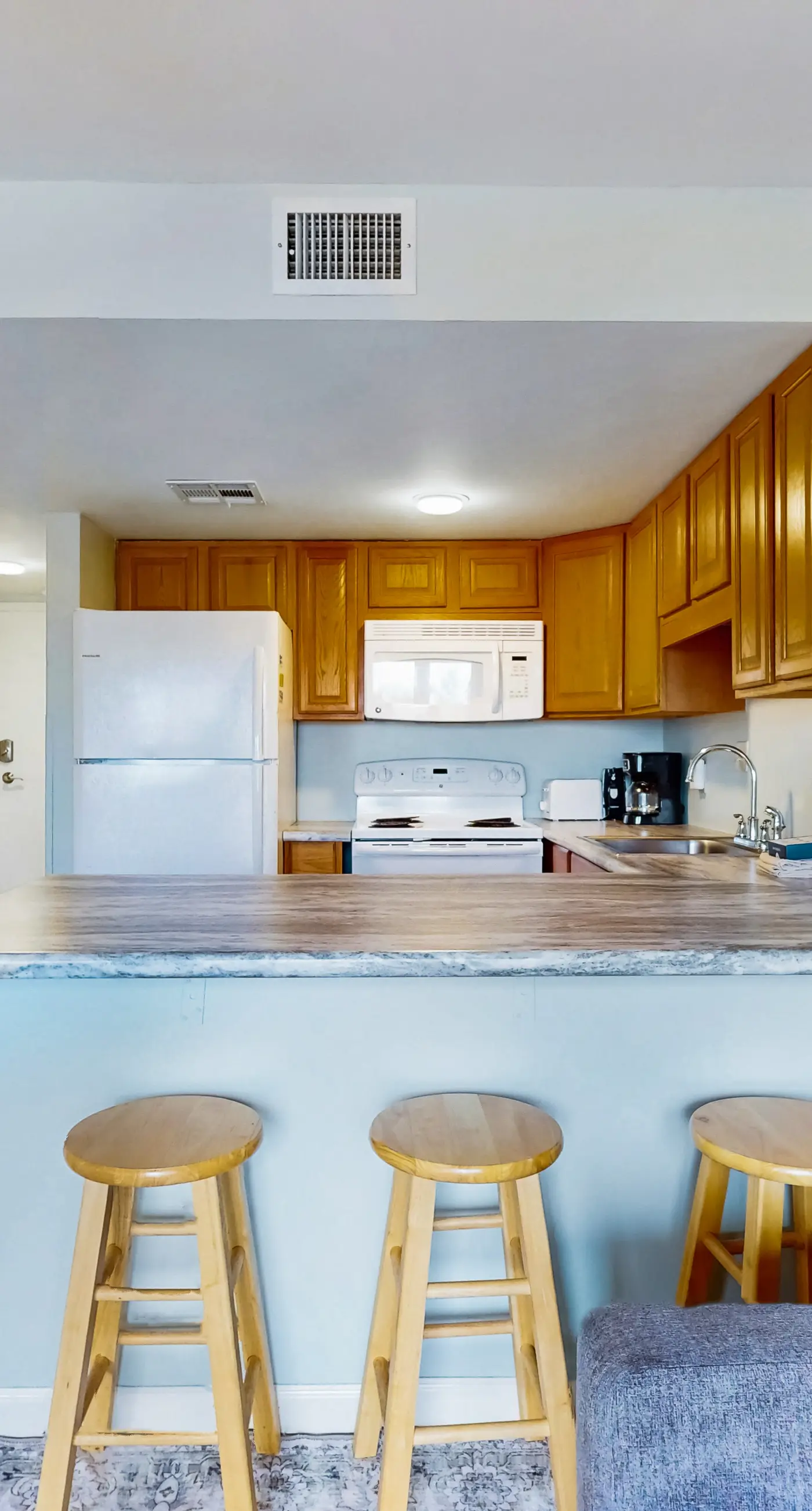 Pool view studio with onsite sauna, beach access, and pickleball courts