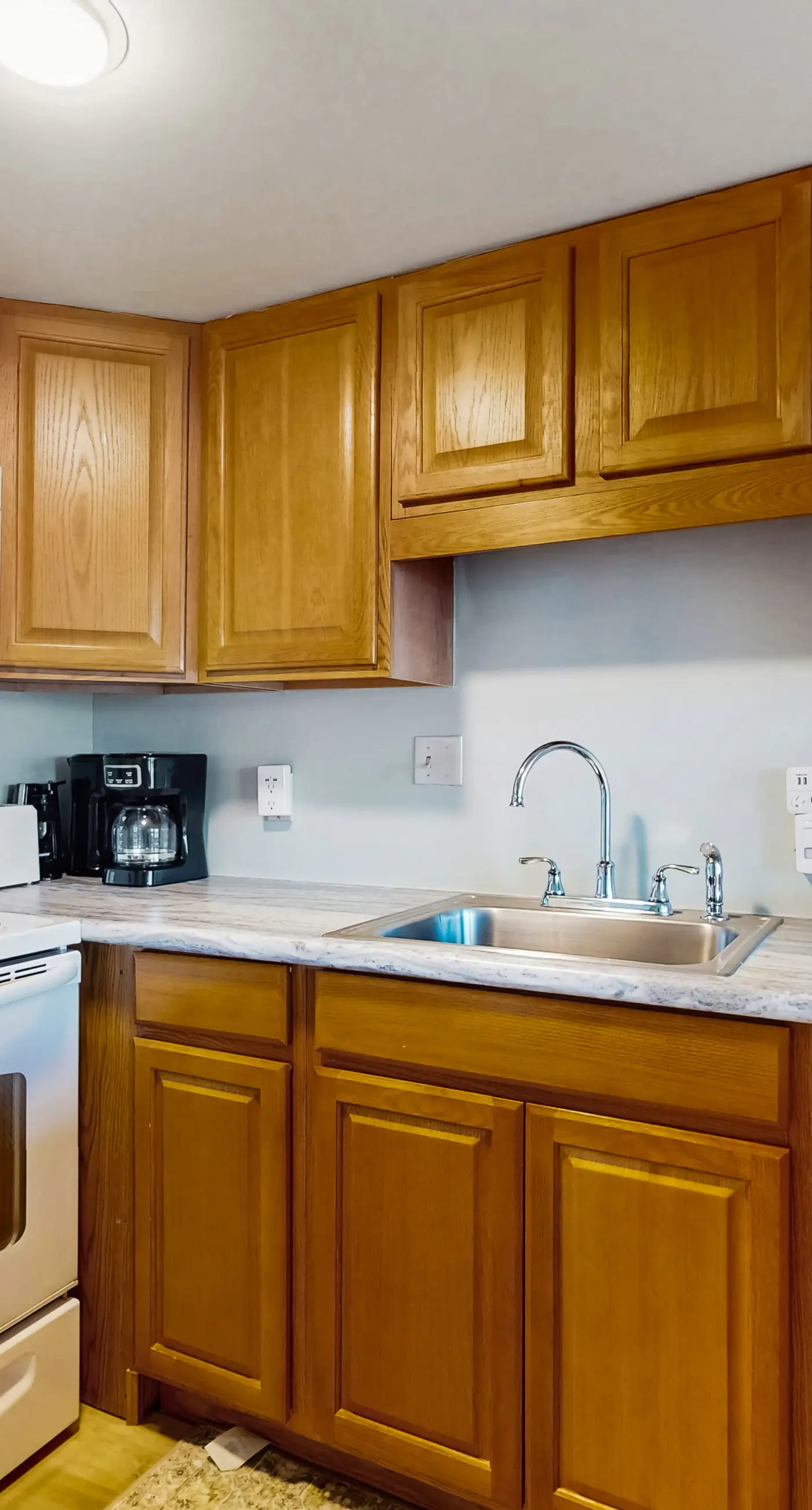 Pool view studio with onsite sauna, beach access, and pickleball courts