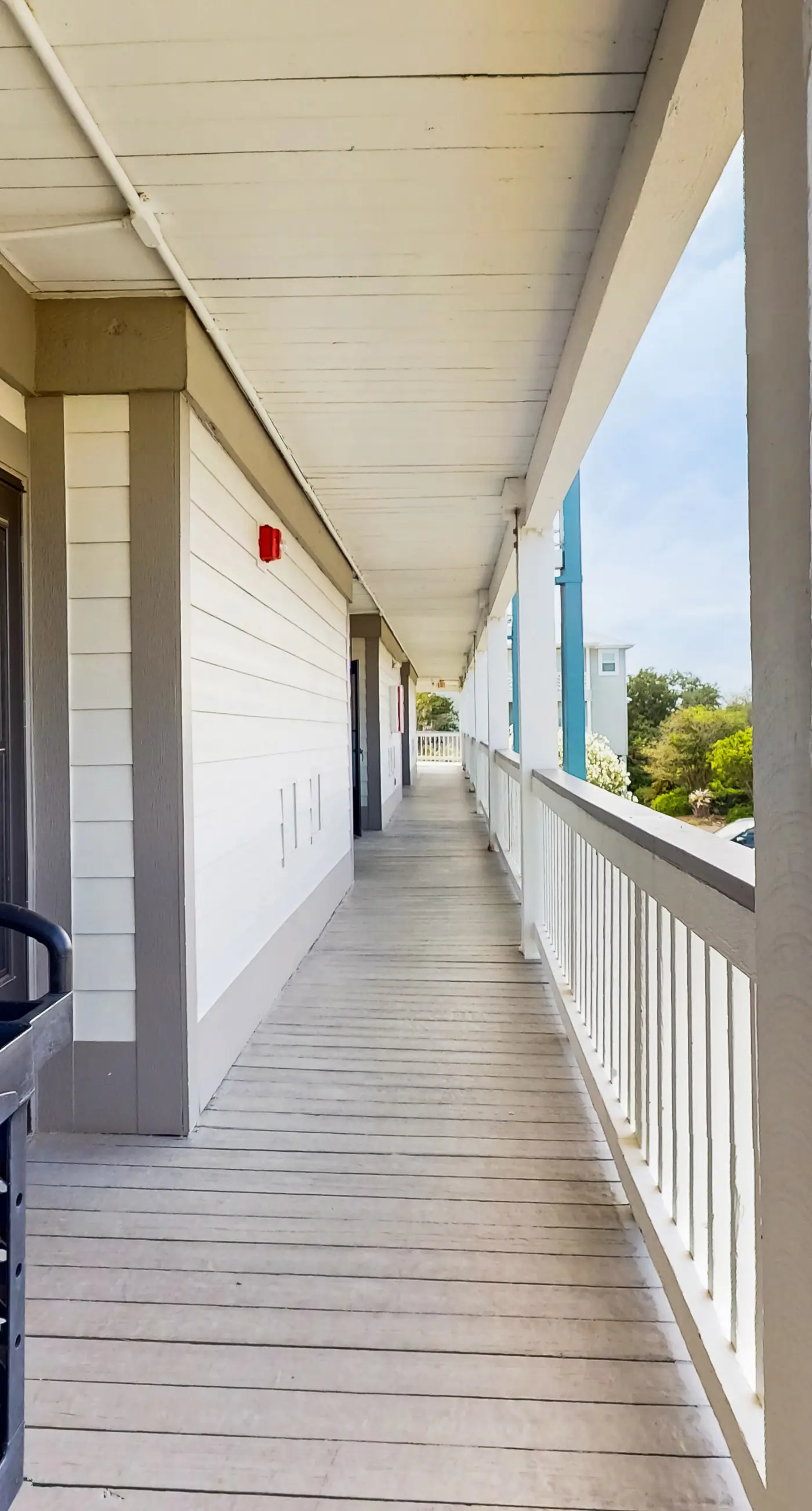 Pool view studio with onsite sauna, beach access, and pickleball courts