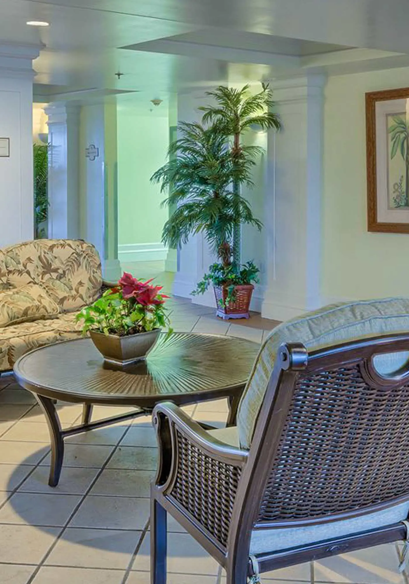 Gulf-front 10th-floor condo with beach views, sauna, gym, volleyball, pools, AC