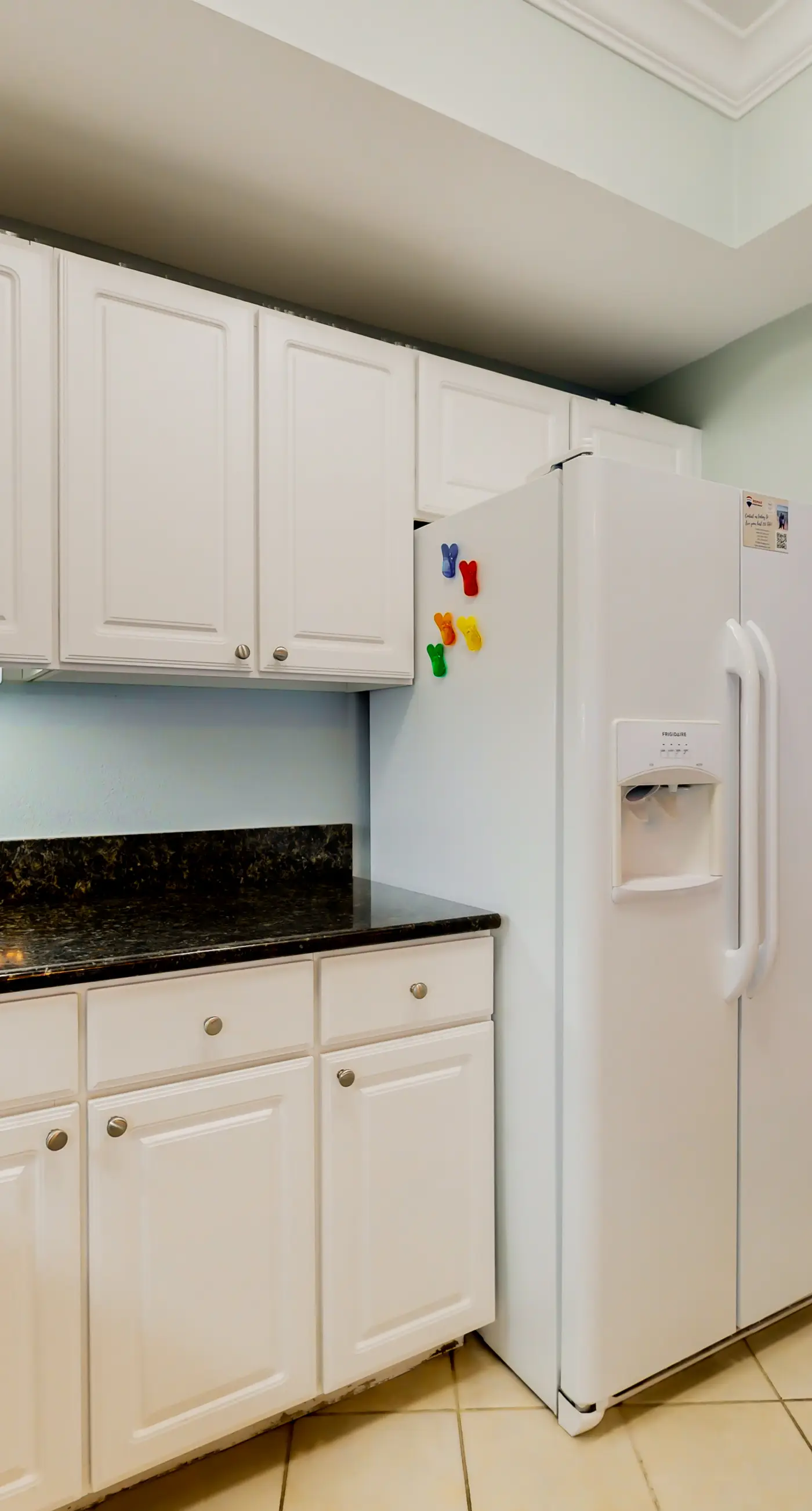 Gorgeous Gulf view condo with indoor,outdoor pools, hot tubs, gym, & balconies