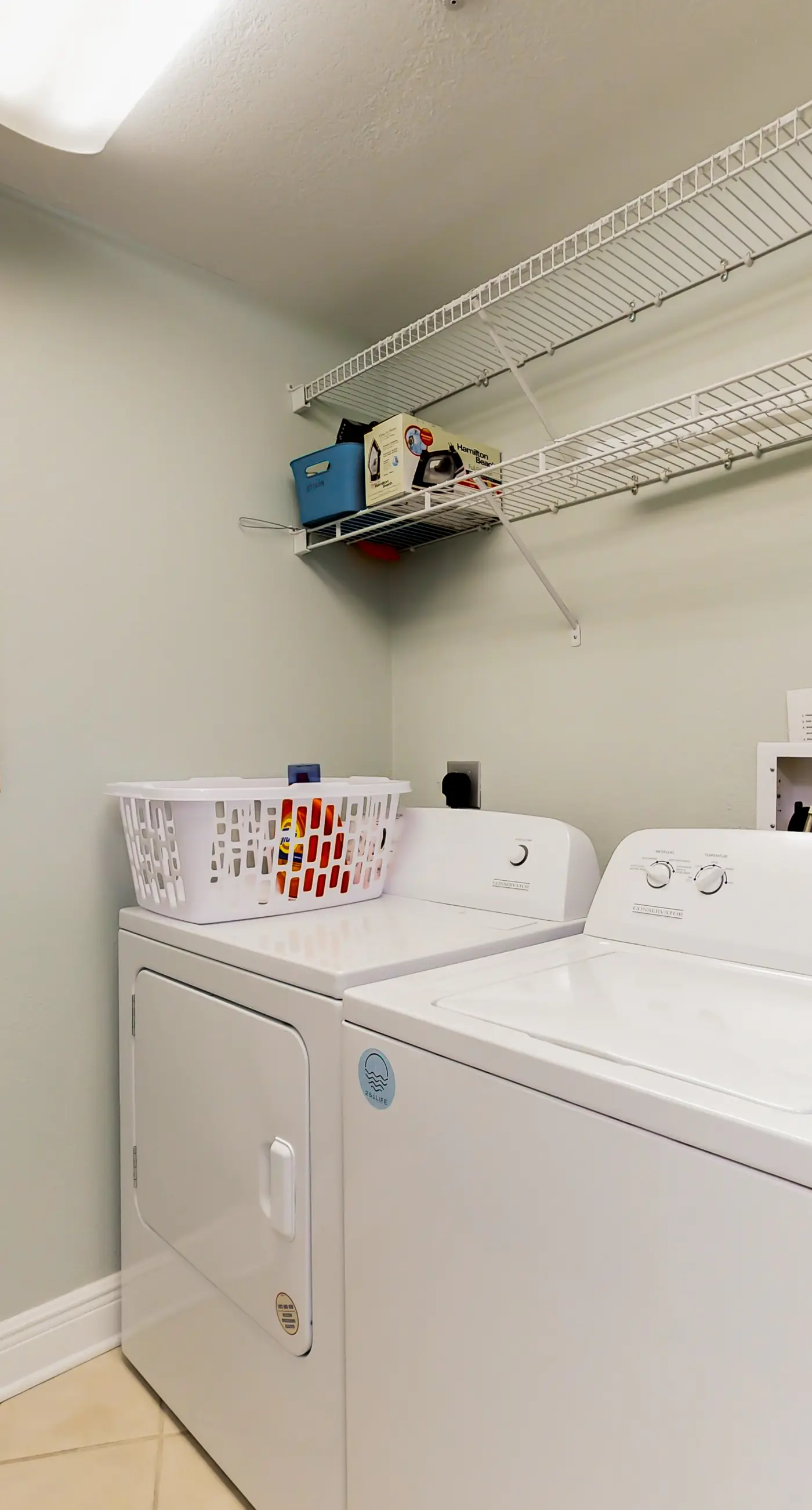 Gorgeous Gulf view condo with indoor,outdoor pools, hot tubs, gym, & balconies