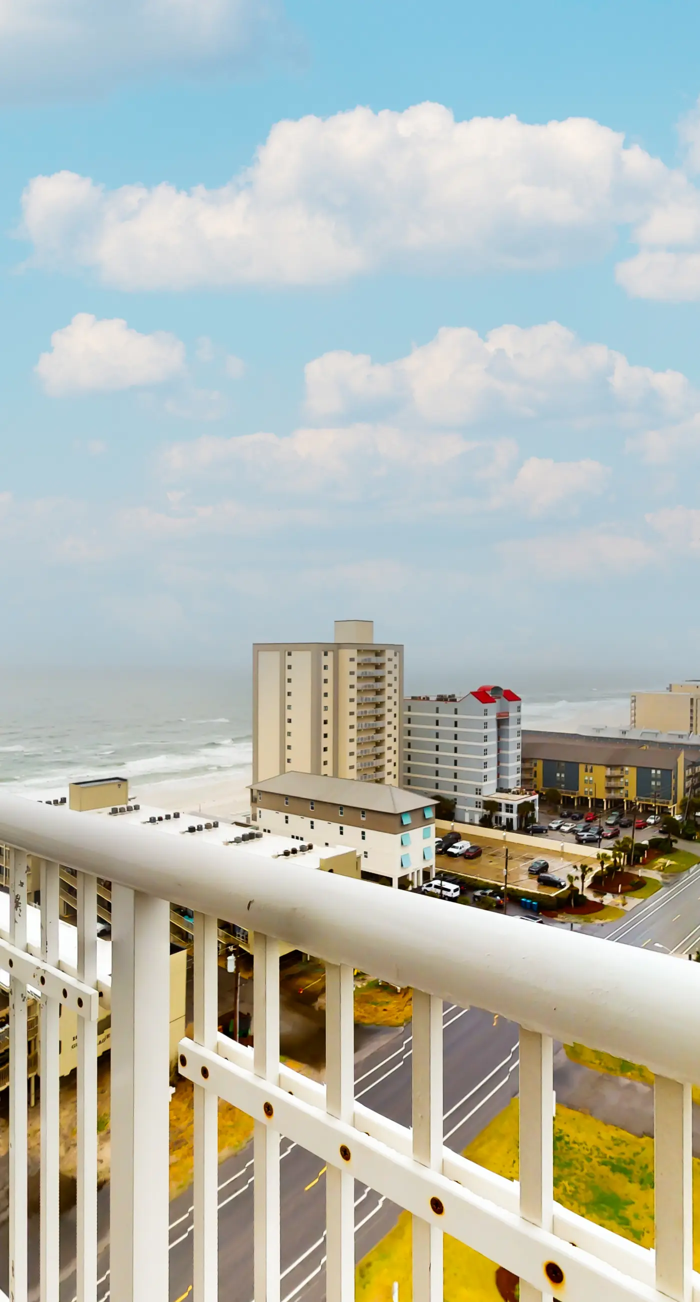 Gorgeous Gulf view condo with indoor,outdoor pools, hot tubs, gym, & balconies