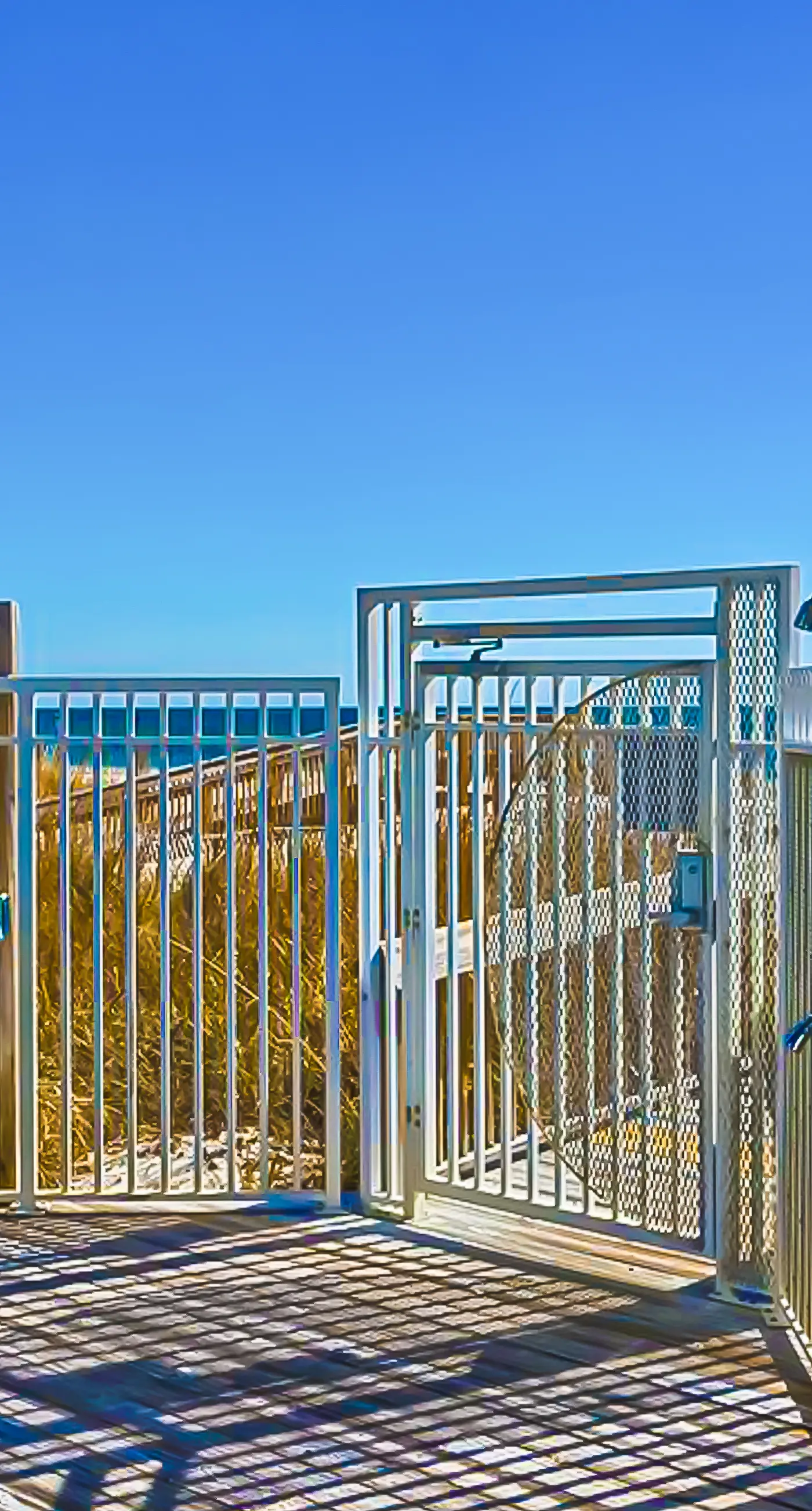 Gorgeous Gulf view condo with indoor,outdoor pools, hot tubs, gym, & balconies