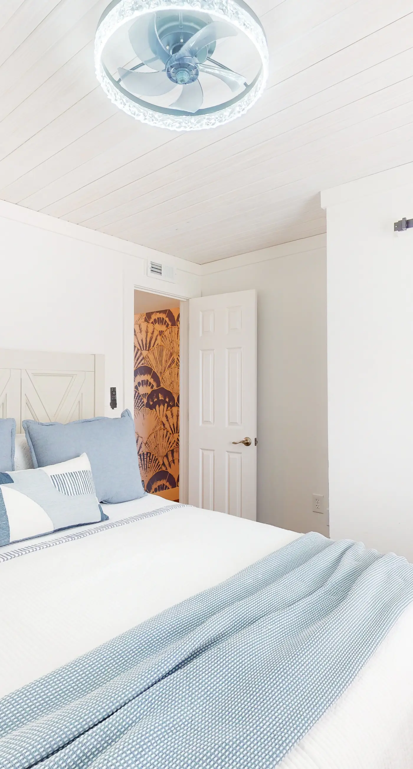 Completely renovated gulf view condo with pool, hot tub, tennis, and pickleball