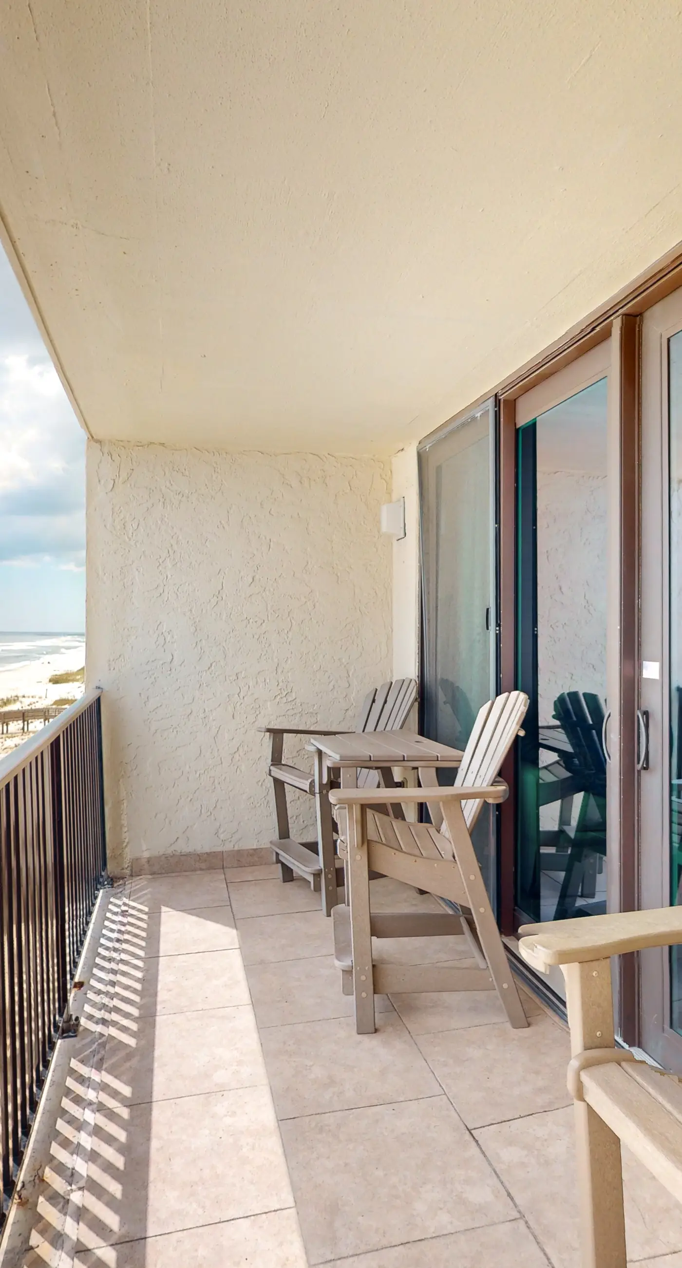 Gulf-front condo with breathtaking views, pool