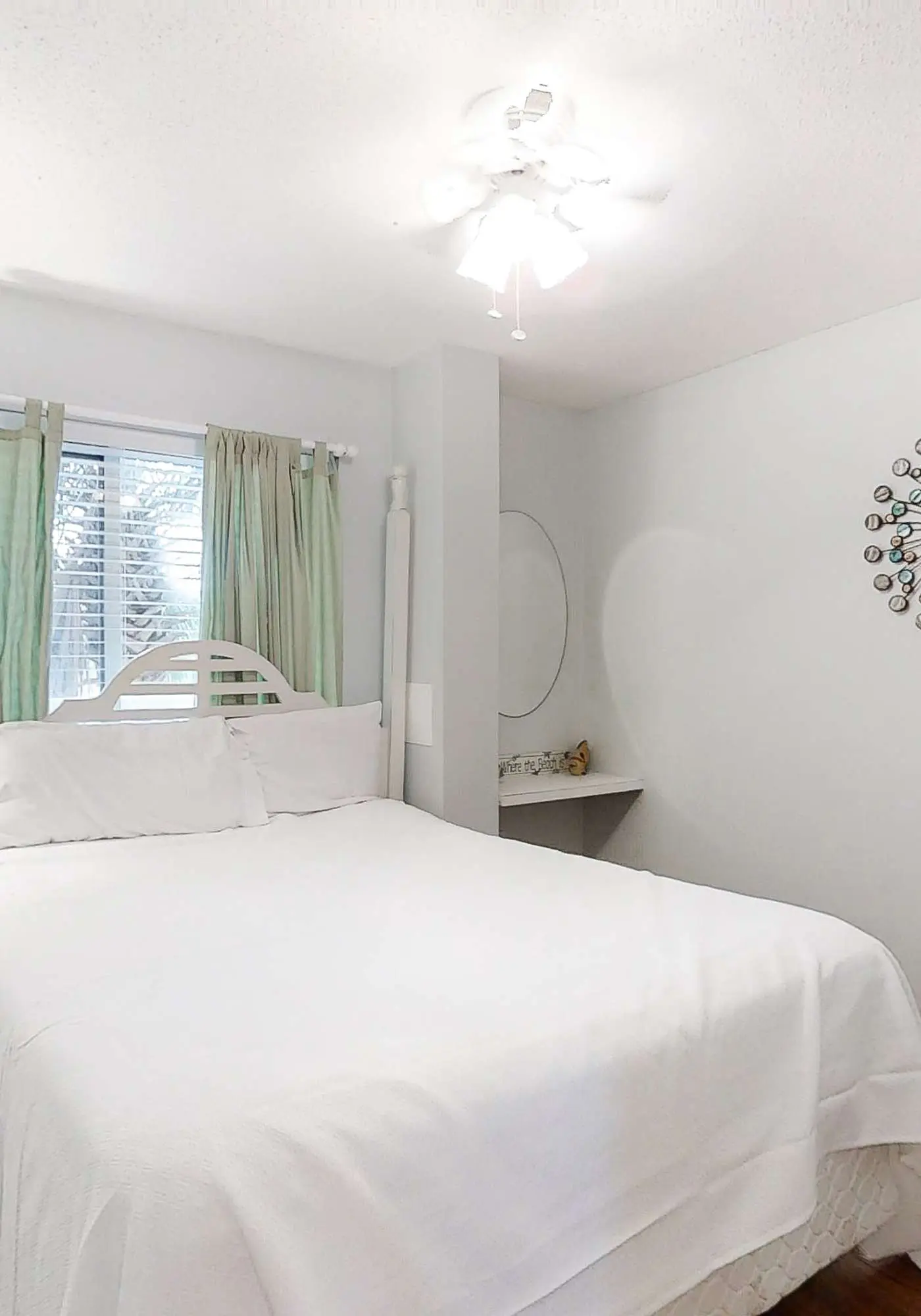 Sunny gulf-front condo with private balcony, shared outdoor pool, great views