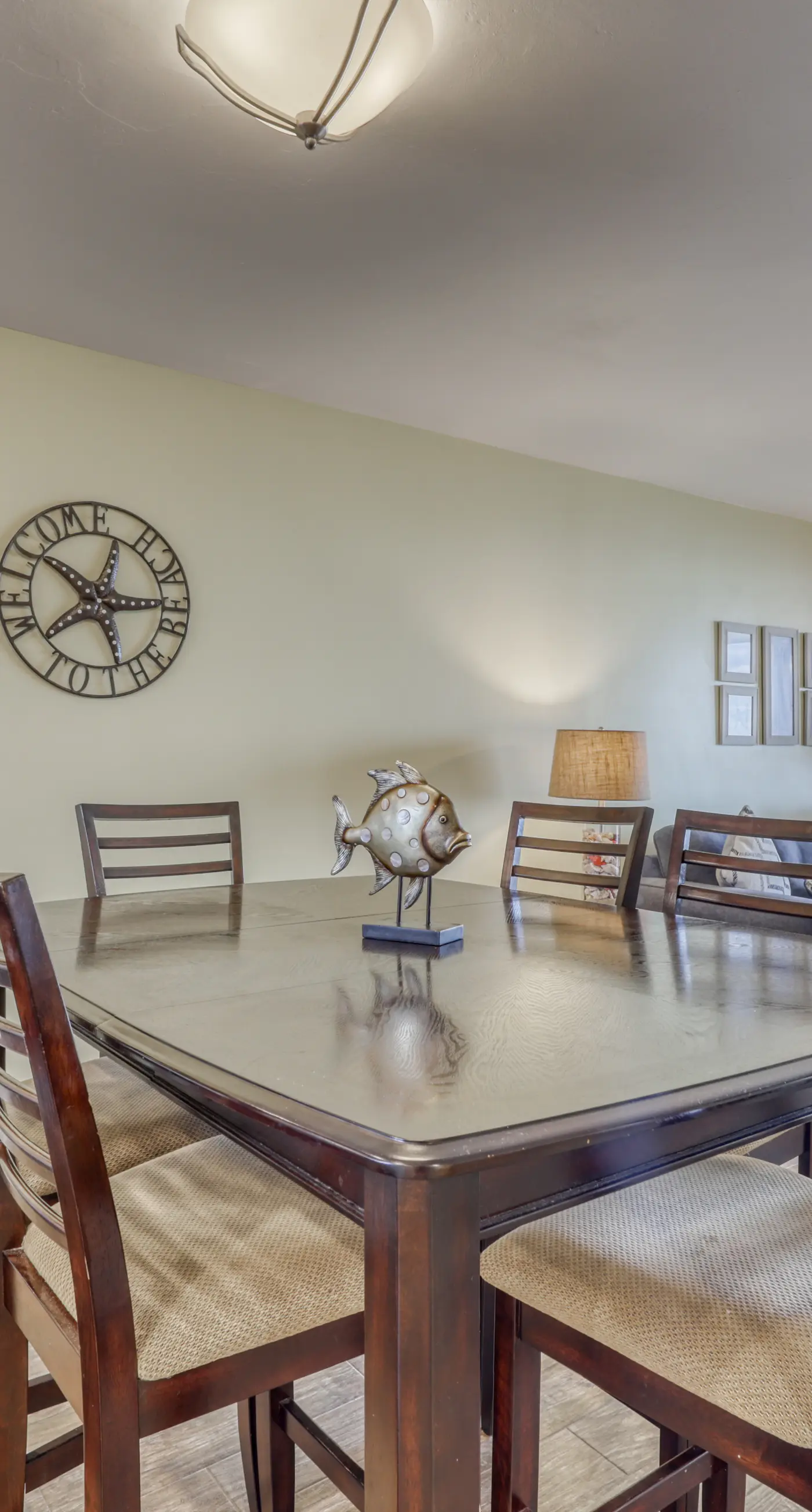Gulf front condo with beach views, pools & free WiFi