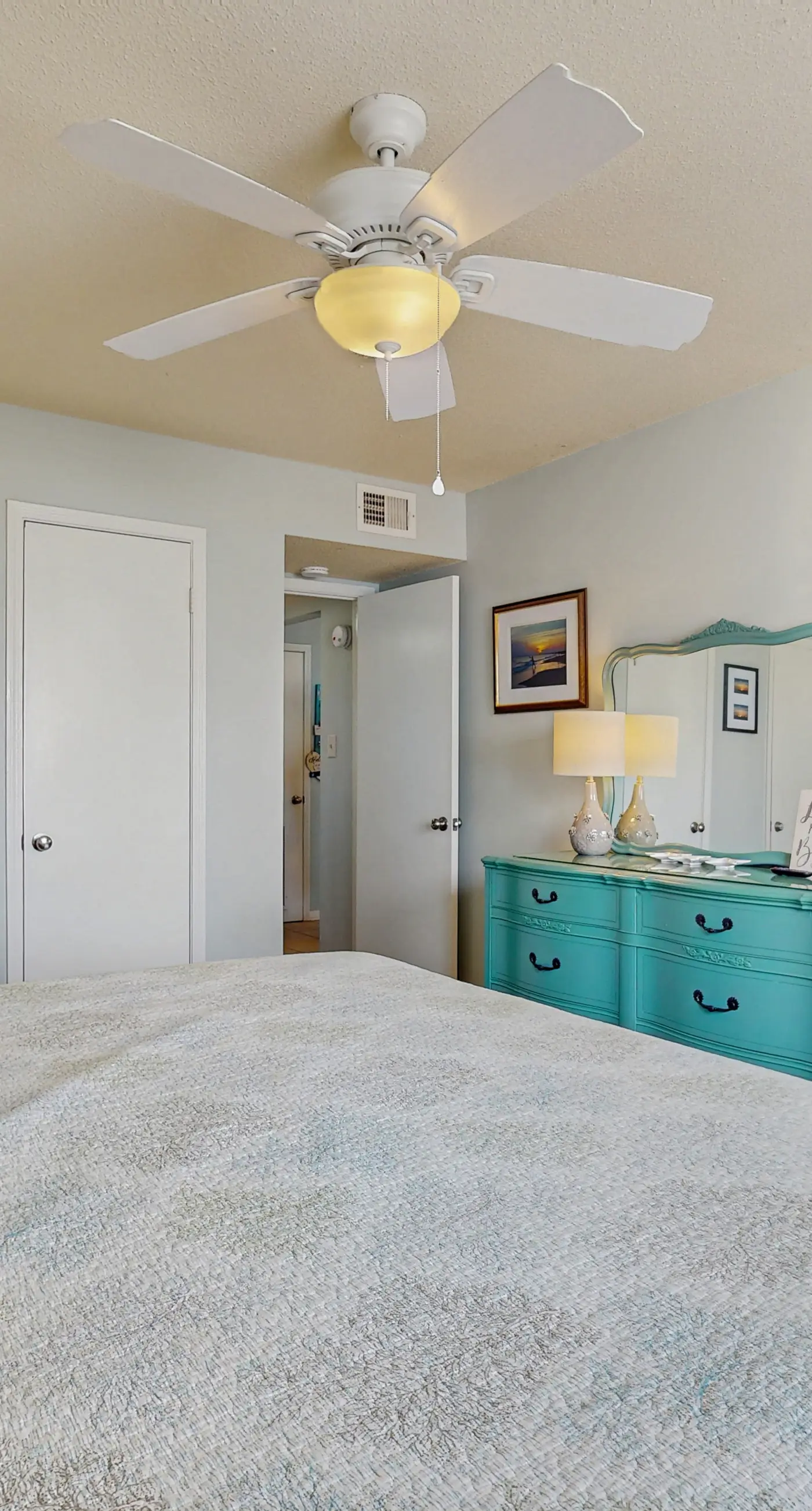 Beachview condo with community pools, grills, and internet