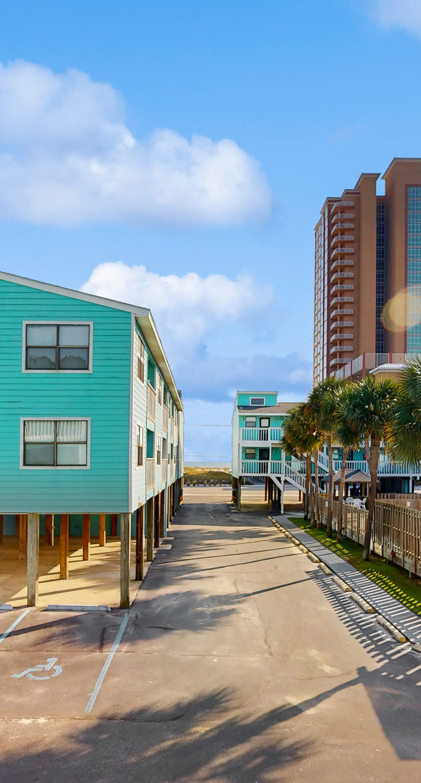 Beachview condo with community pools, grills, and internet