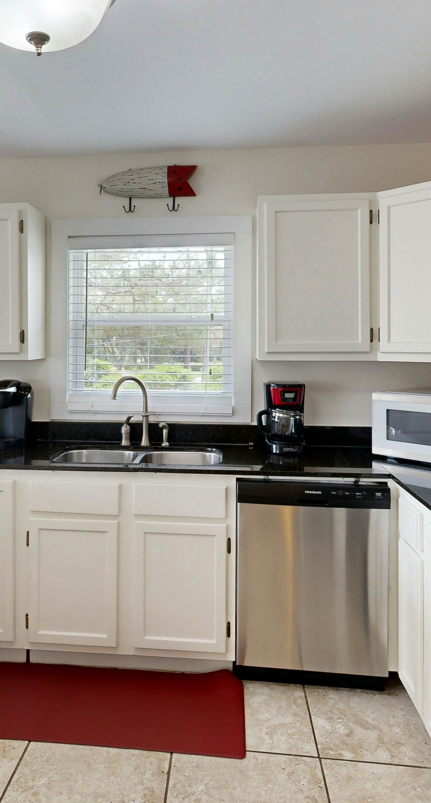 Dog-friendly bay-view home with central AC - snowbirds welcome