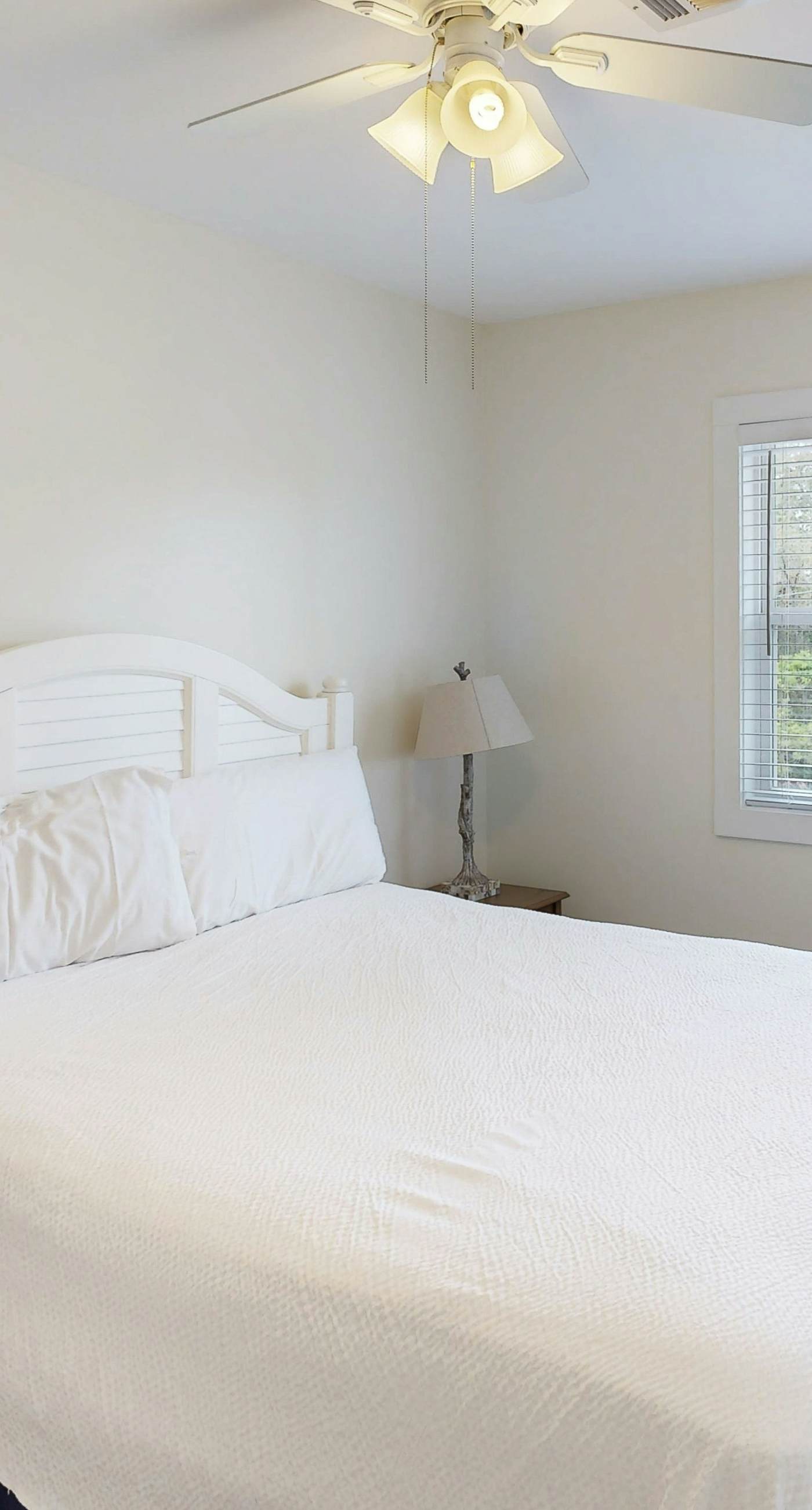 Dog-friendly bay-view home with central AC - snowbirds welcome