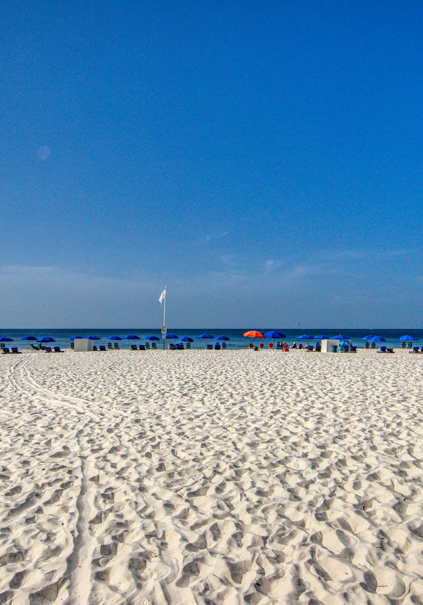 Gulf-front penthouse condo with pool, hot tub, & sauna - on the beach