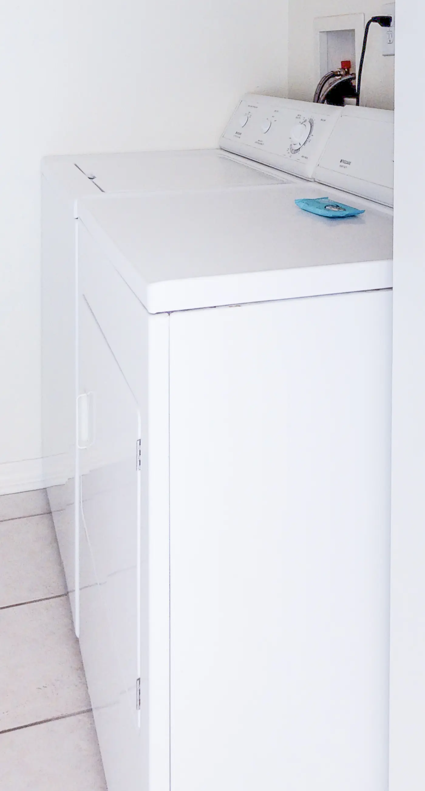 Beachfront vacation home with spacious balconies, beach access, pools & hot tub