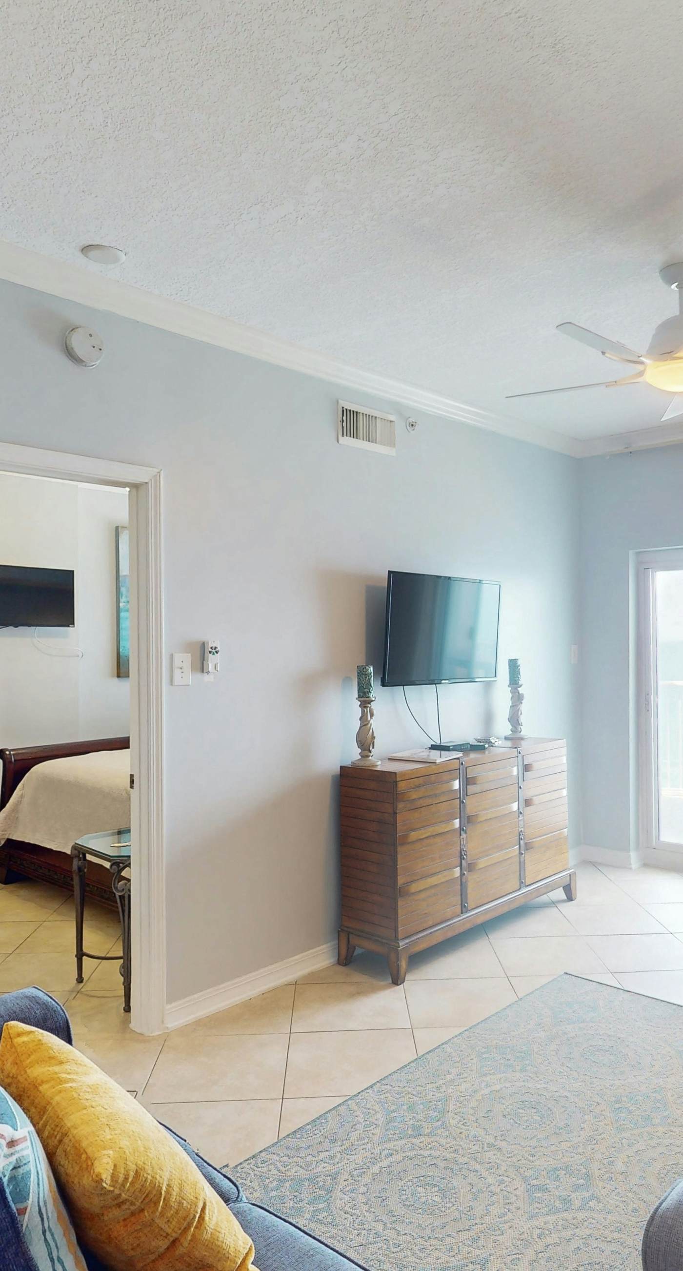 Beach-front condo with pool, hot tub, sauna, washer,dryer & grill