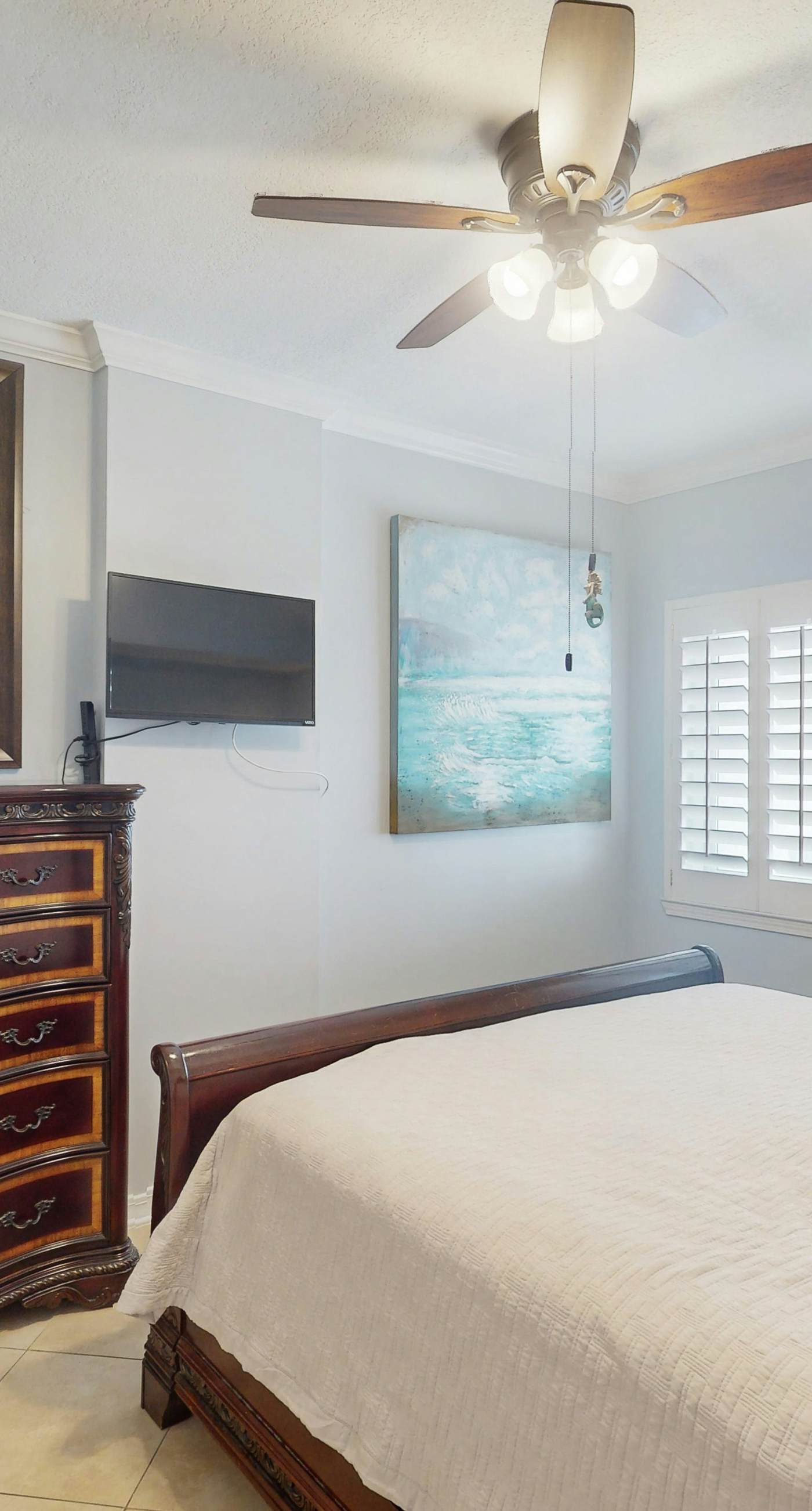 Beach-front condo with pool, hot tub, sauna, washer,dryer & grill