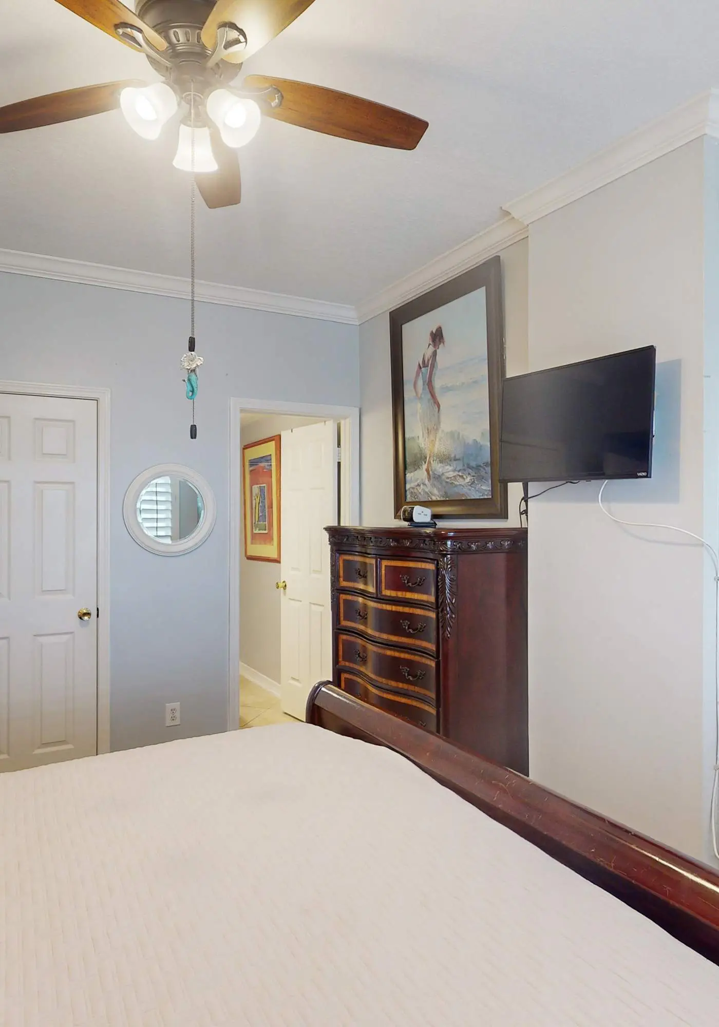 Beach-front condo with pool, hot tub, sauna, washer,dryer & grill