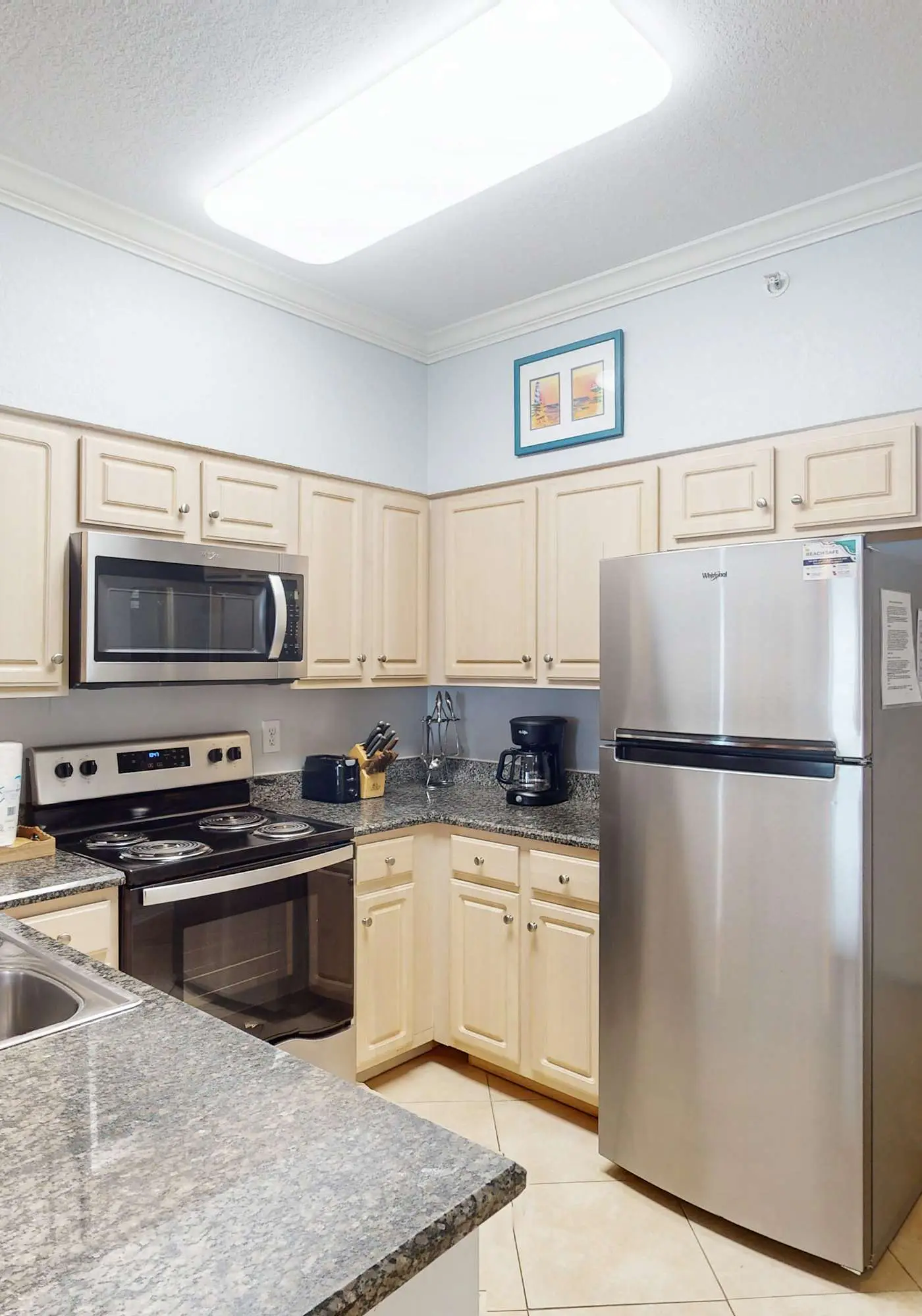 Beach-front condo with pool, hot tub, sauna, washer,dryer & grill