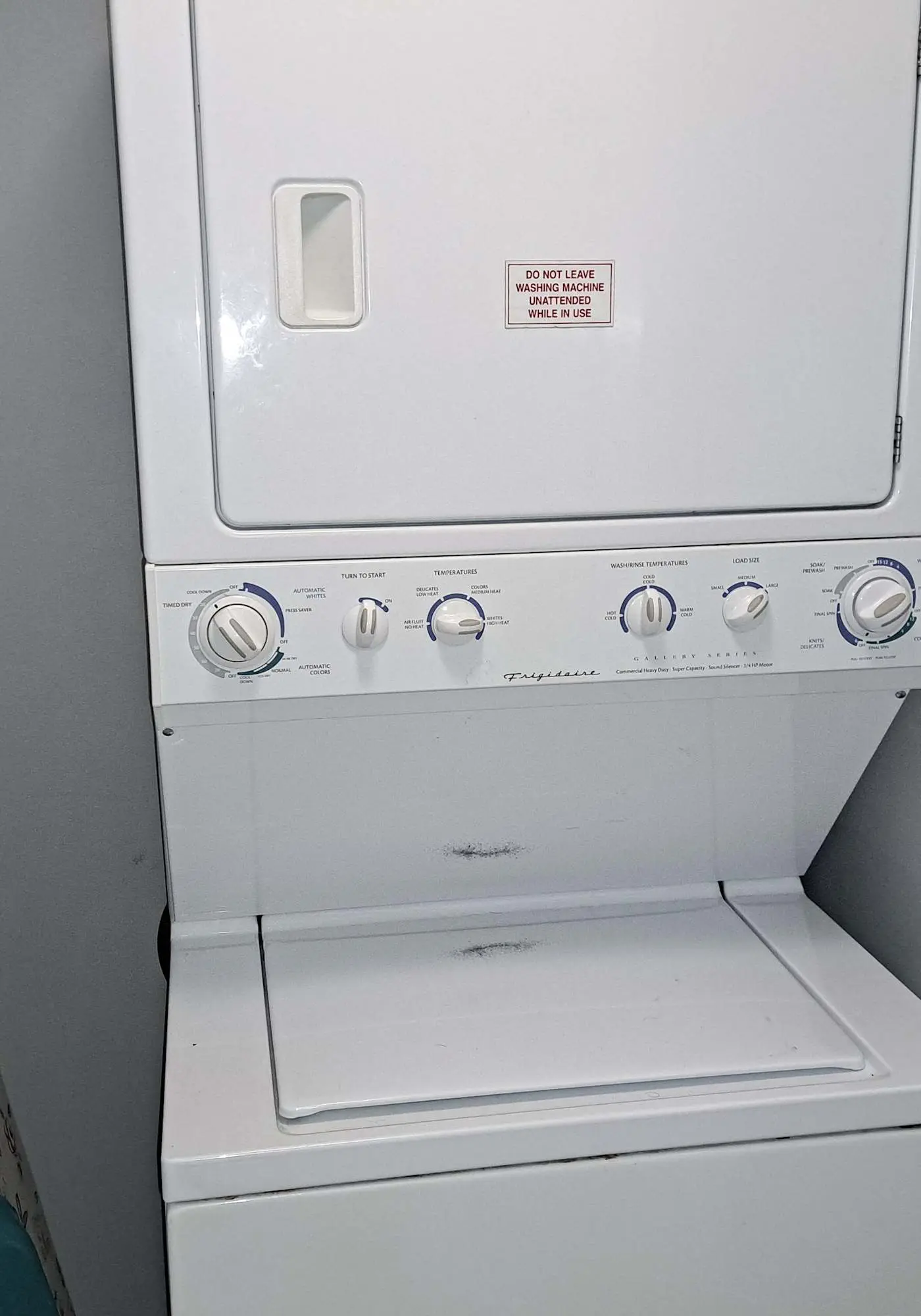 Beach-front condo with pool, hot tub, sauna, washer,dryer & grill
