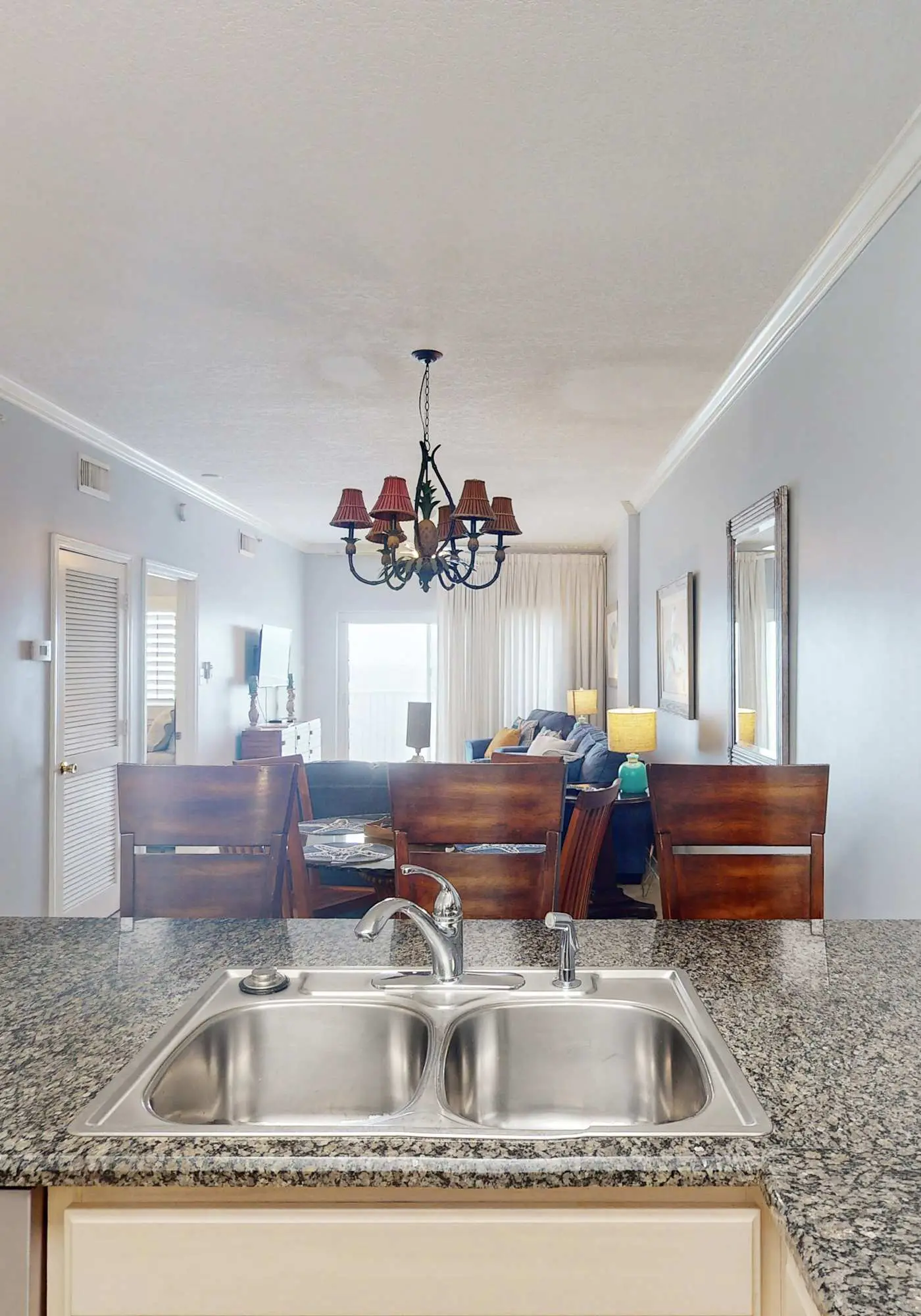 Beach-front condo with pool, hot tub, sauna, washer,dryer & grill