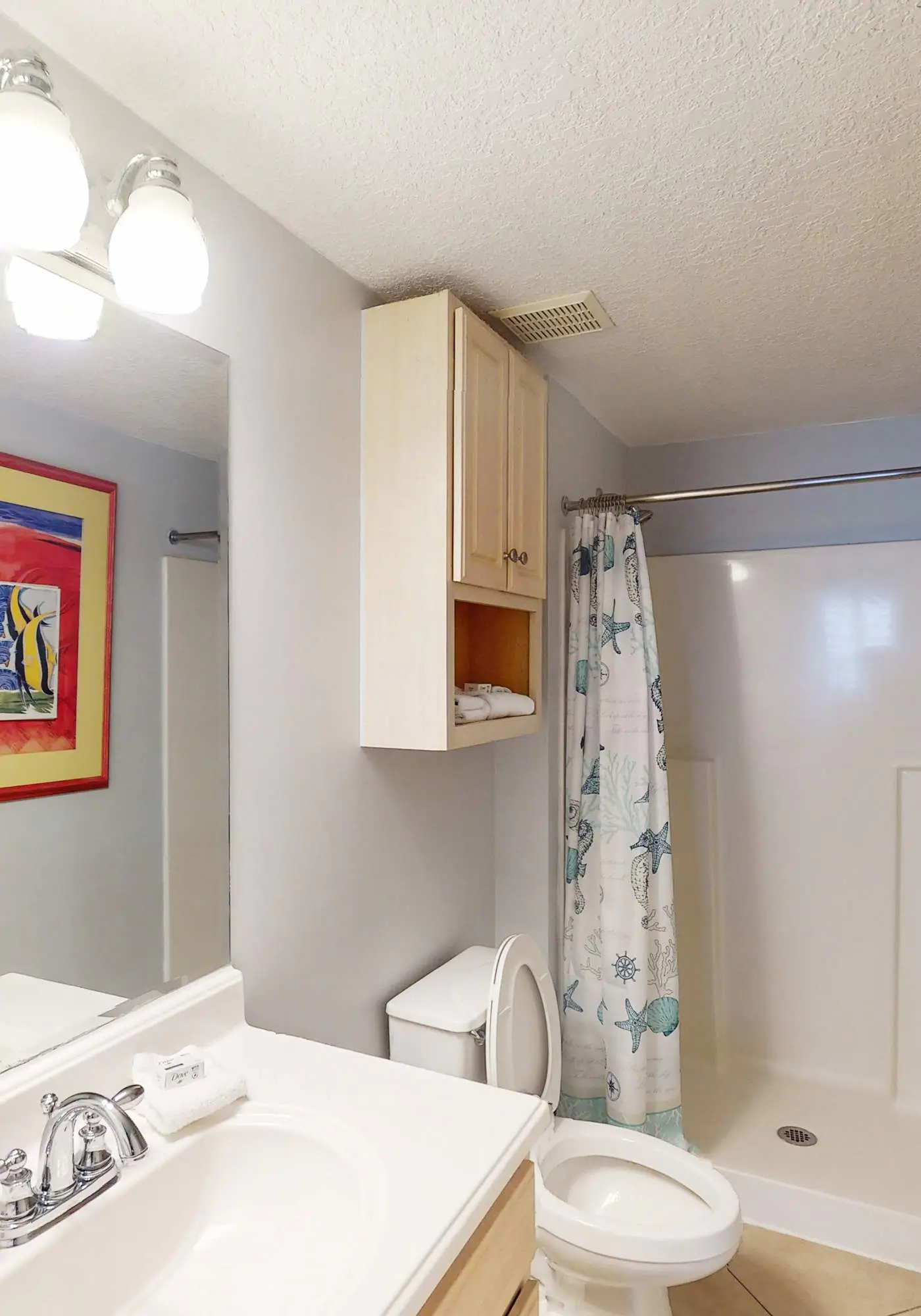Beach-front condo with pool, hot tub, sauna, washer,dryer & grill