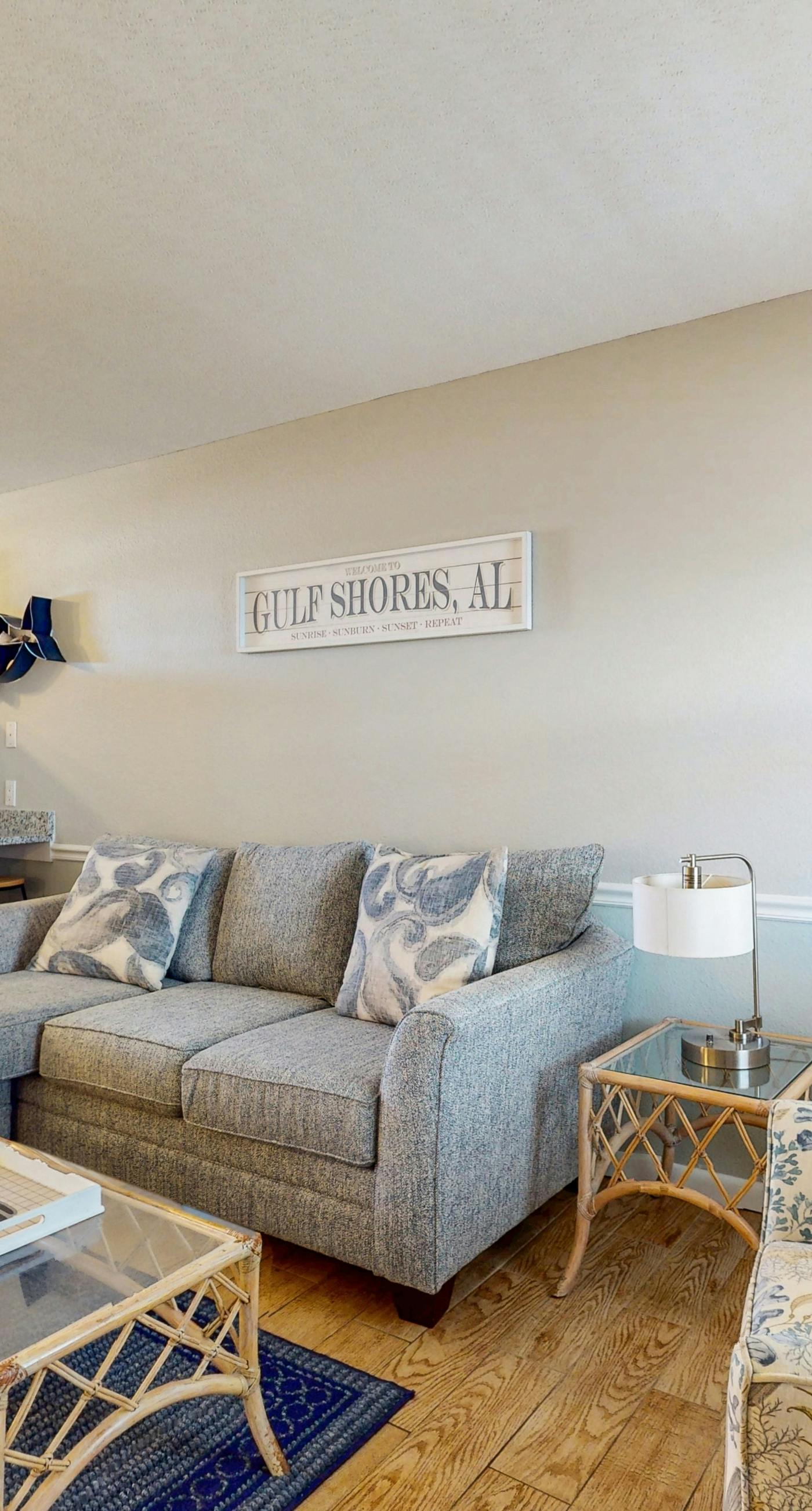 Beachfront condo with shared pool, outdoor shower, and beach access