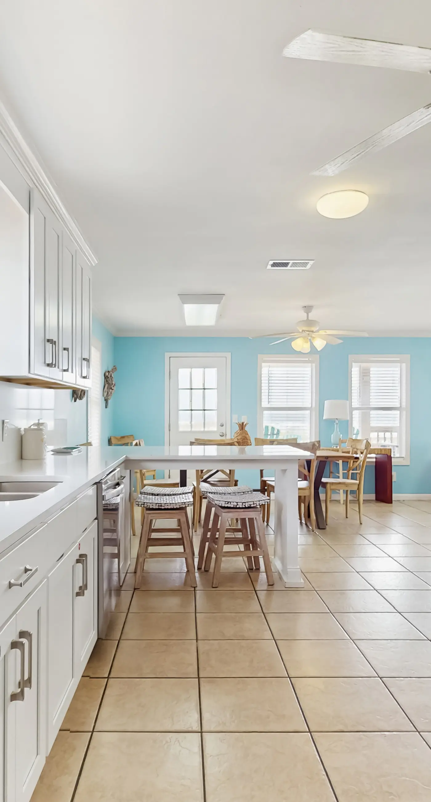 Dog-friendly beachfront home w Gulf views, spacious deck, WiFi, AC, W&D