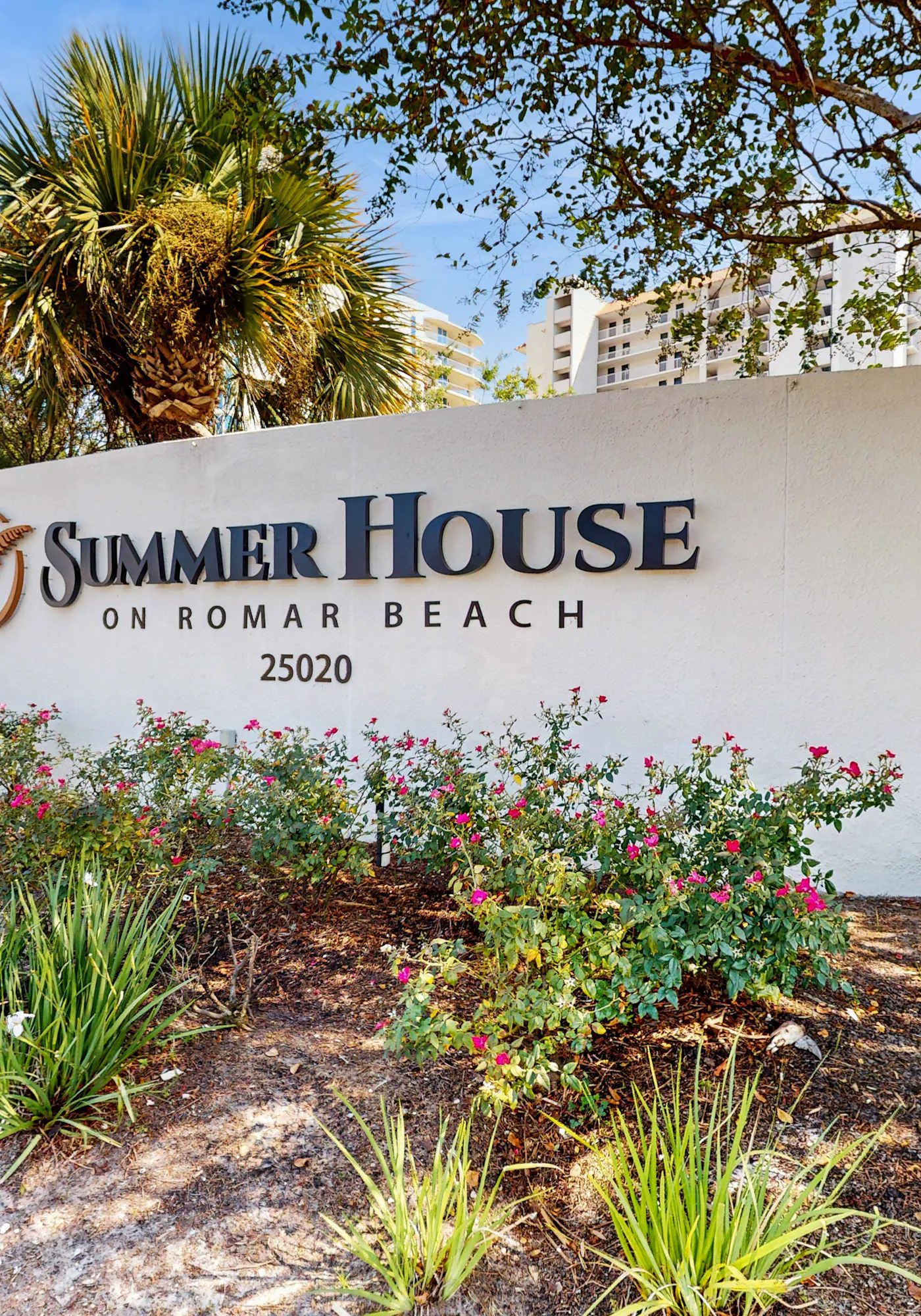 Stunning Gulf front condo with a spacious layout, shared pools, & fitness room