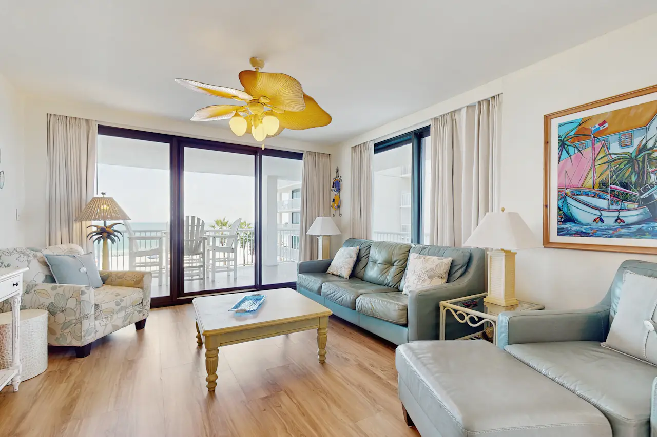 Photo inspiration: Large Condo Units With Wraparound Decks Reference: Elegant Beachfront Condo With Wraparound Balcony Gulf Views Pools