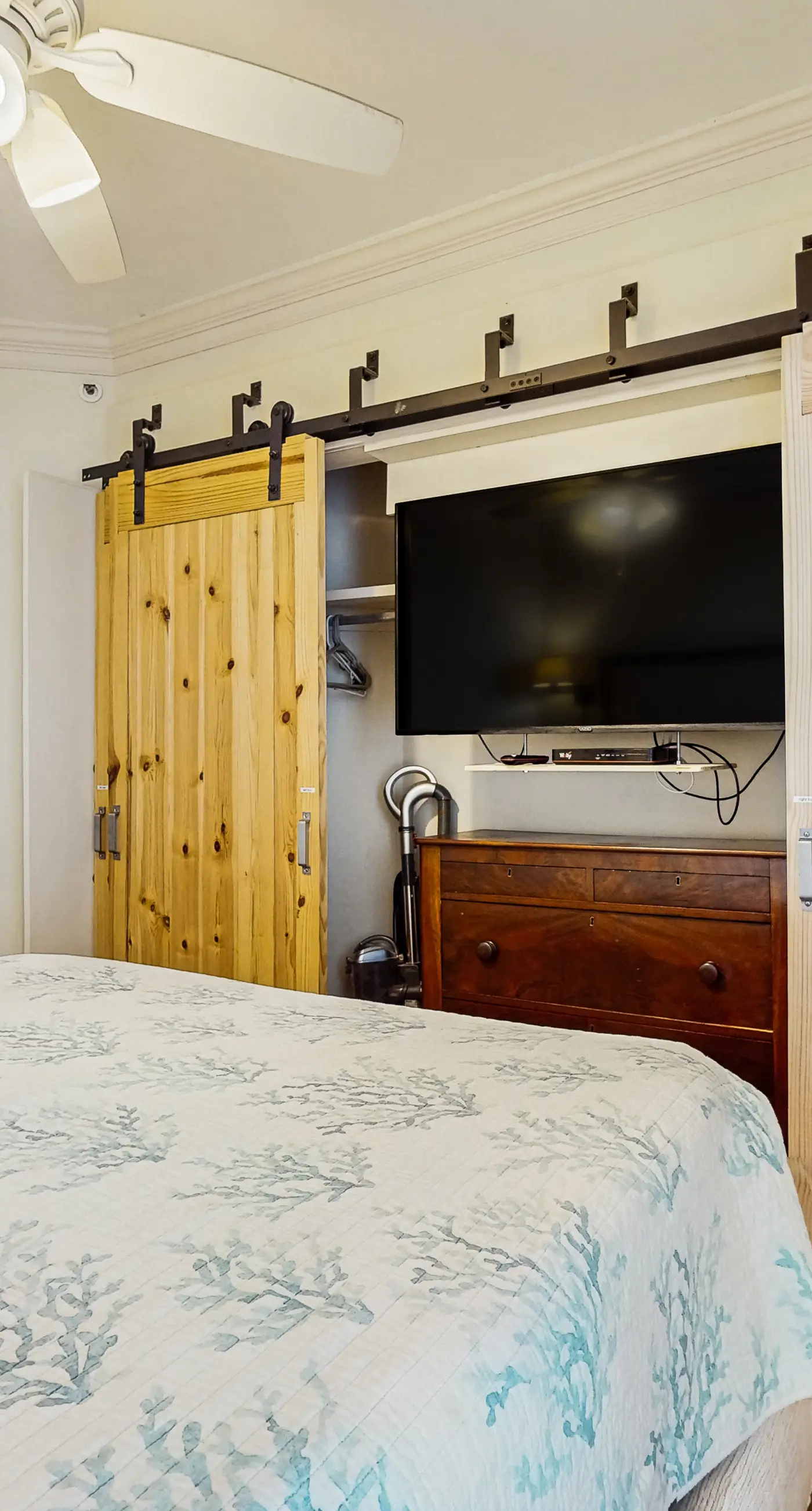 High-rise, Gulf-front condo with a balcony, pools, gym & tennis