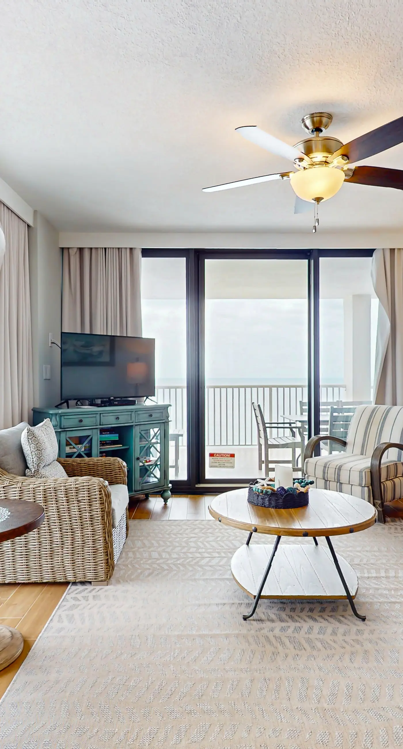 Gulf-front condo with balcony, hot tub & pools - snowbird-friendly