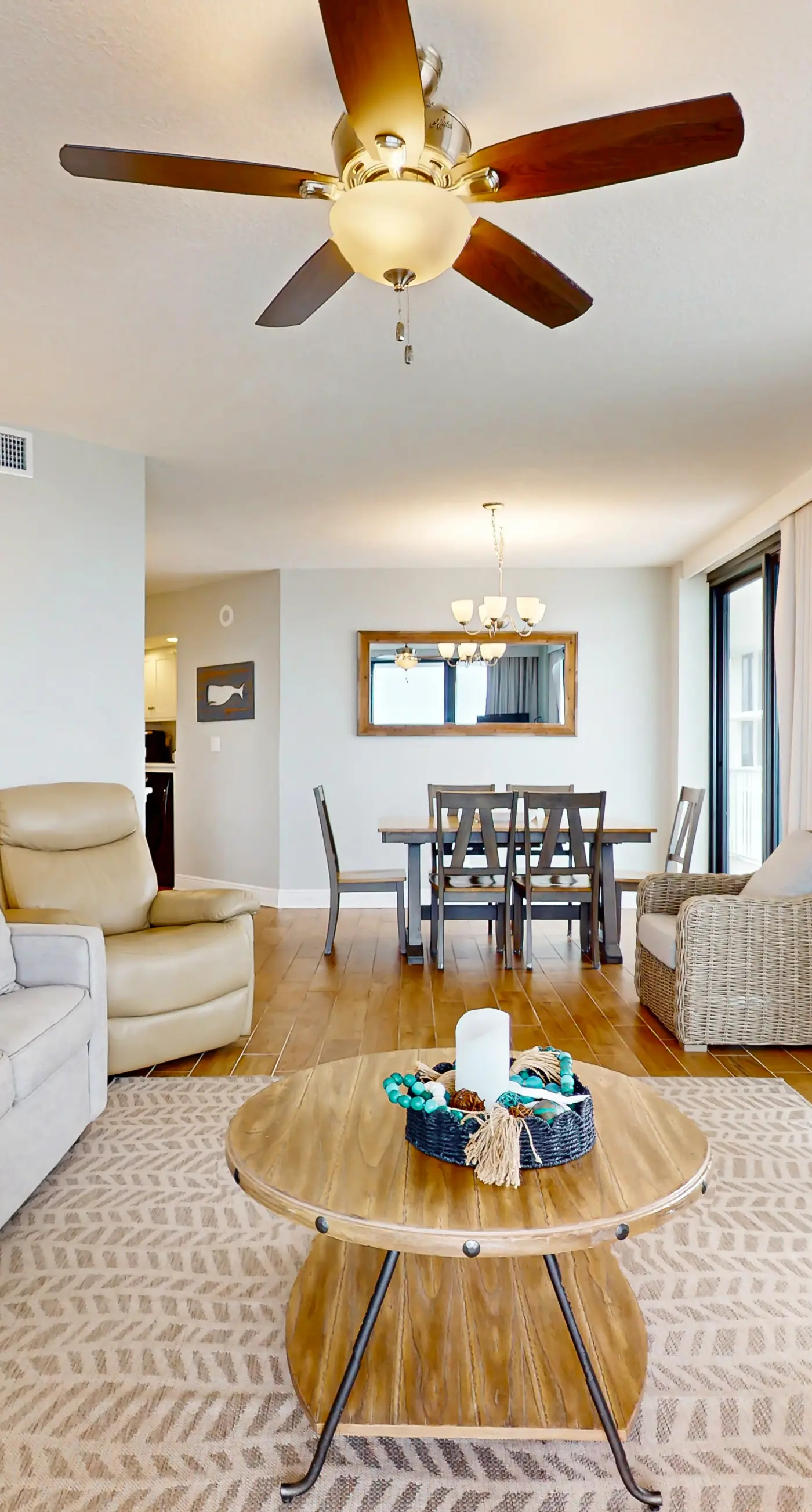 Gulf-front condo with balcony, hot tub & pools - snowbird-friendly