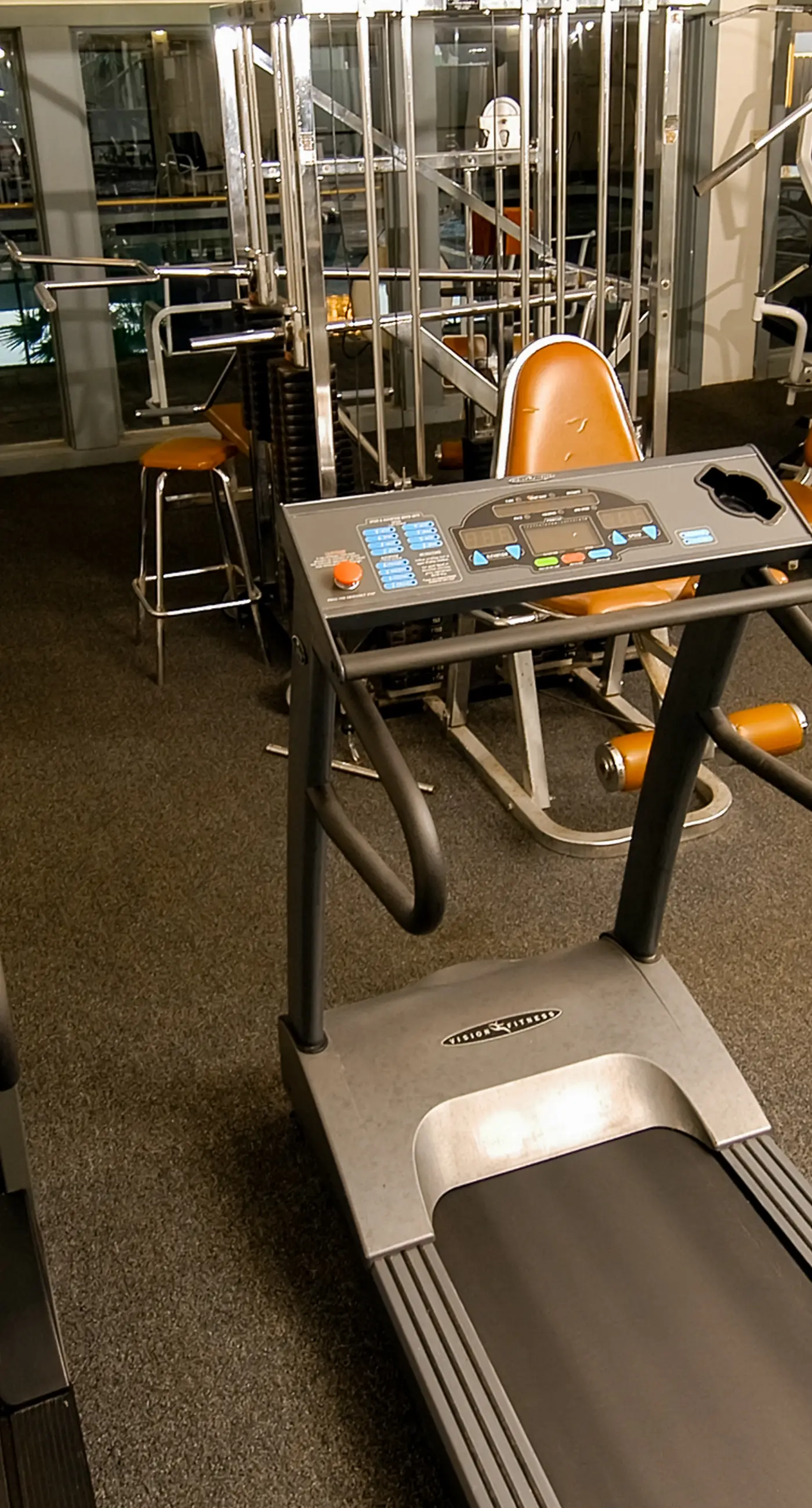 Gulf-front condo with balcony, hot tub & pools - snowbird-friendly