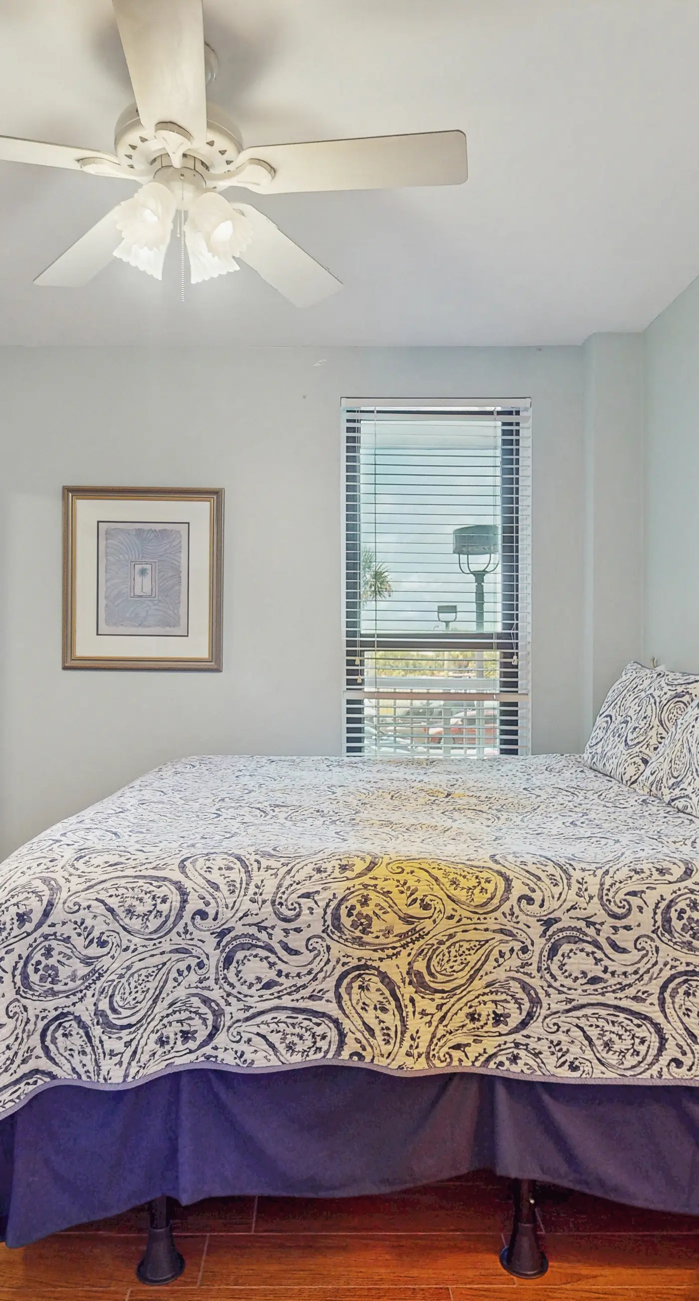 Gulf-front condo with easy beach access, gym, hot tub & pools